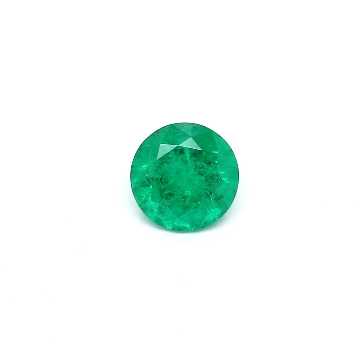 An amazing Russian Emerald which allows jewelers to create a unique piece of wearable art.
This exceptional quality gemstone would make a custom-made jewelry design. Perfect for a Ring or Pendant.

Shape - Round
Weight - 0.91 ct
Treatment -