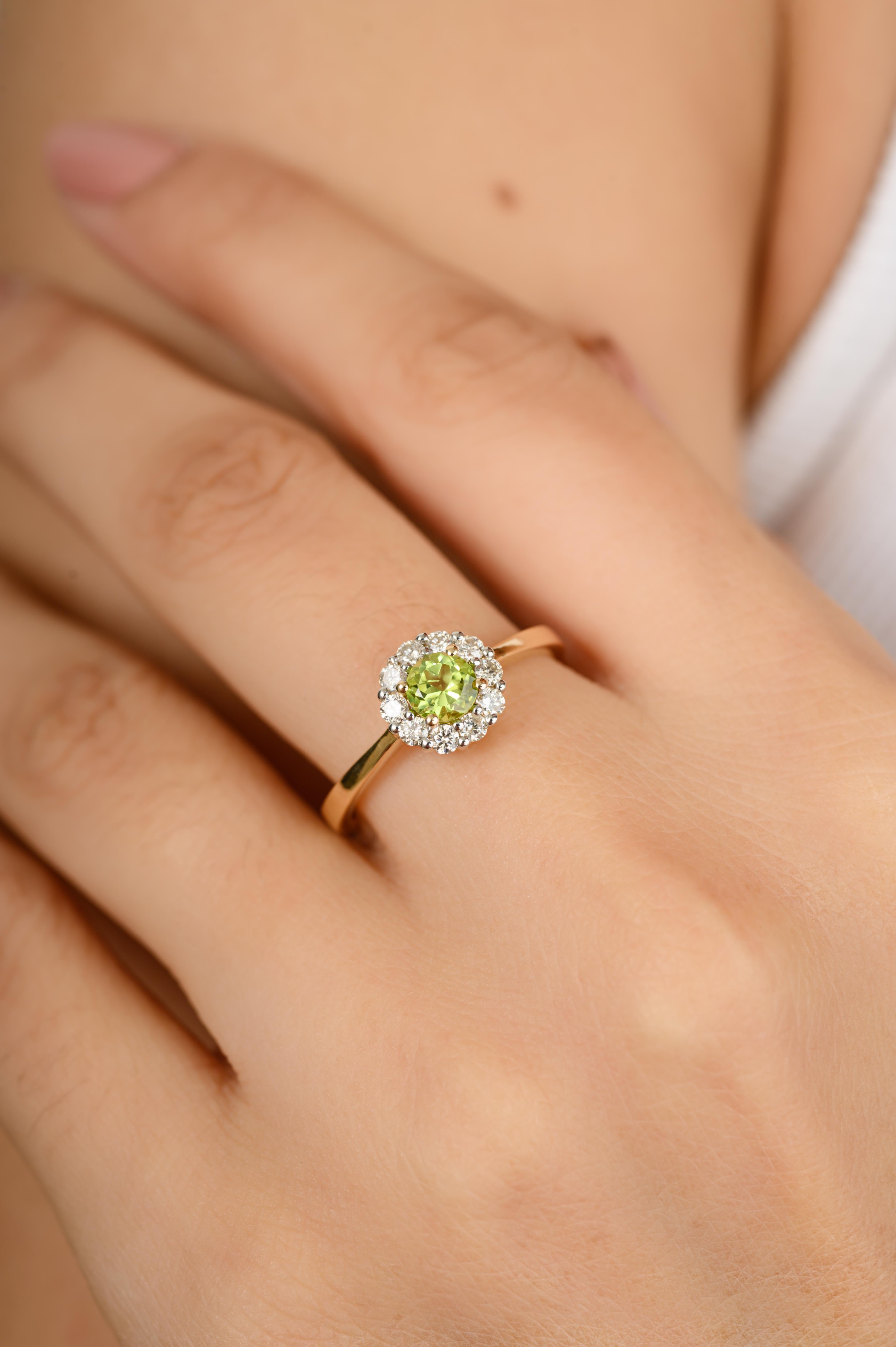 Im Angebot: Rundschliff Peridot Everyday Ring mit Halo aus 14k massivem Gelbgold mit Diamanten im Rundschliff () 9