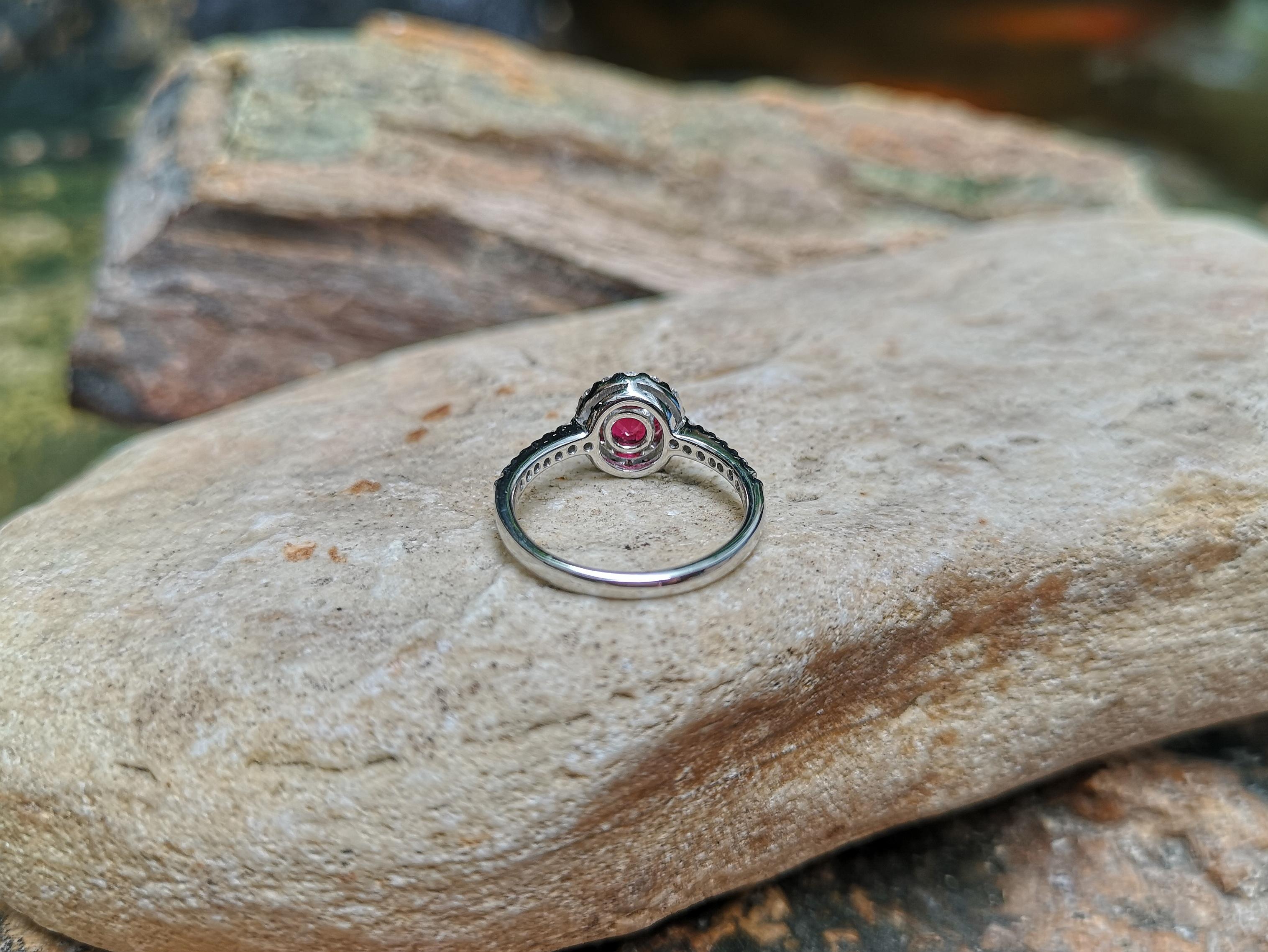 Round Cut Ruby with Diamond Ring Set in 18 Karat White Gold Setting For Sale 10