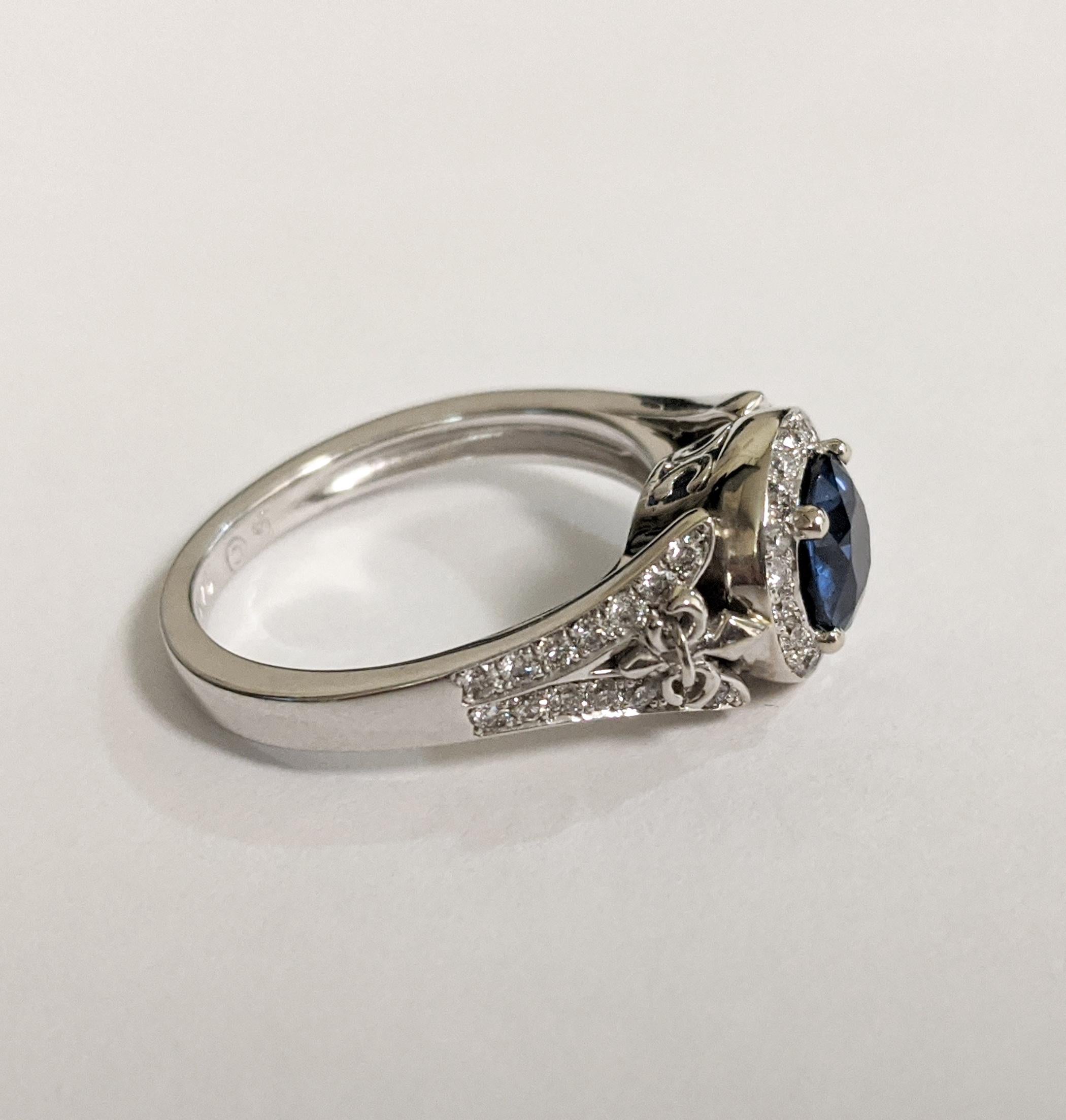 Round-Cut Sapphire Ring with Diamond Halo and Details In New Condition In NEW ORLEANS, LA