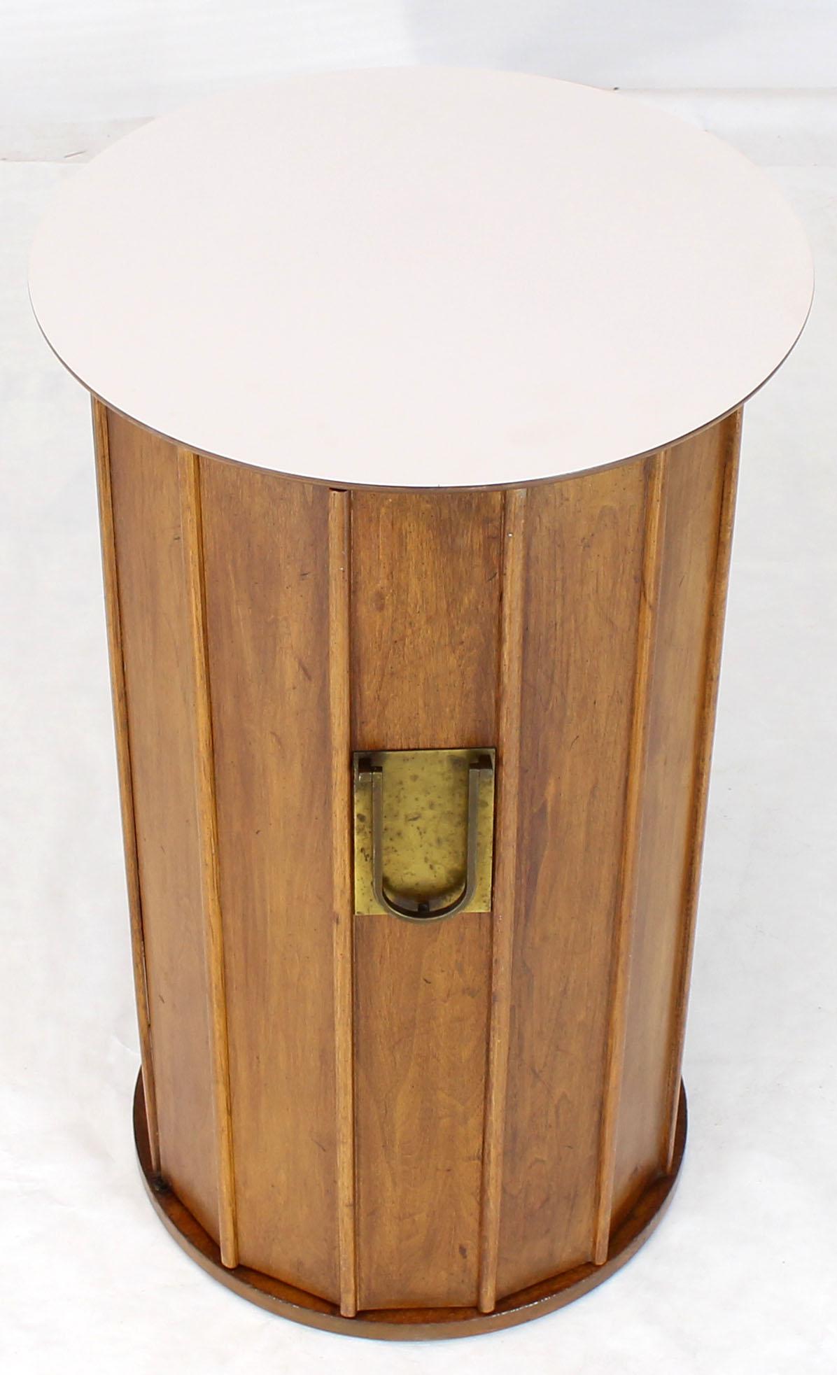 pedestal table hardware