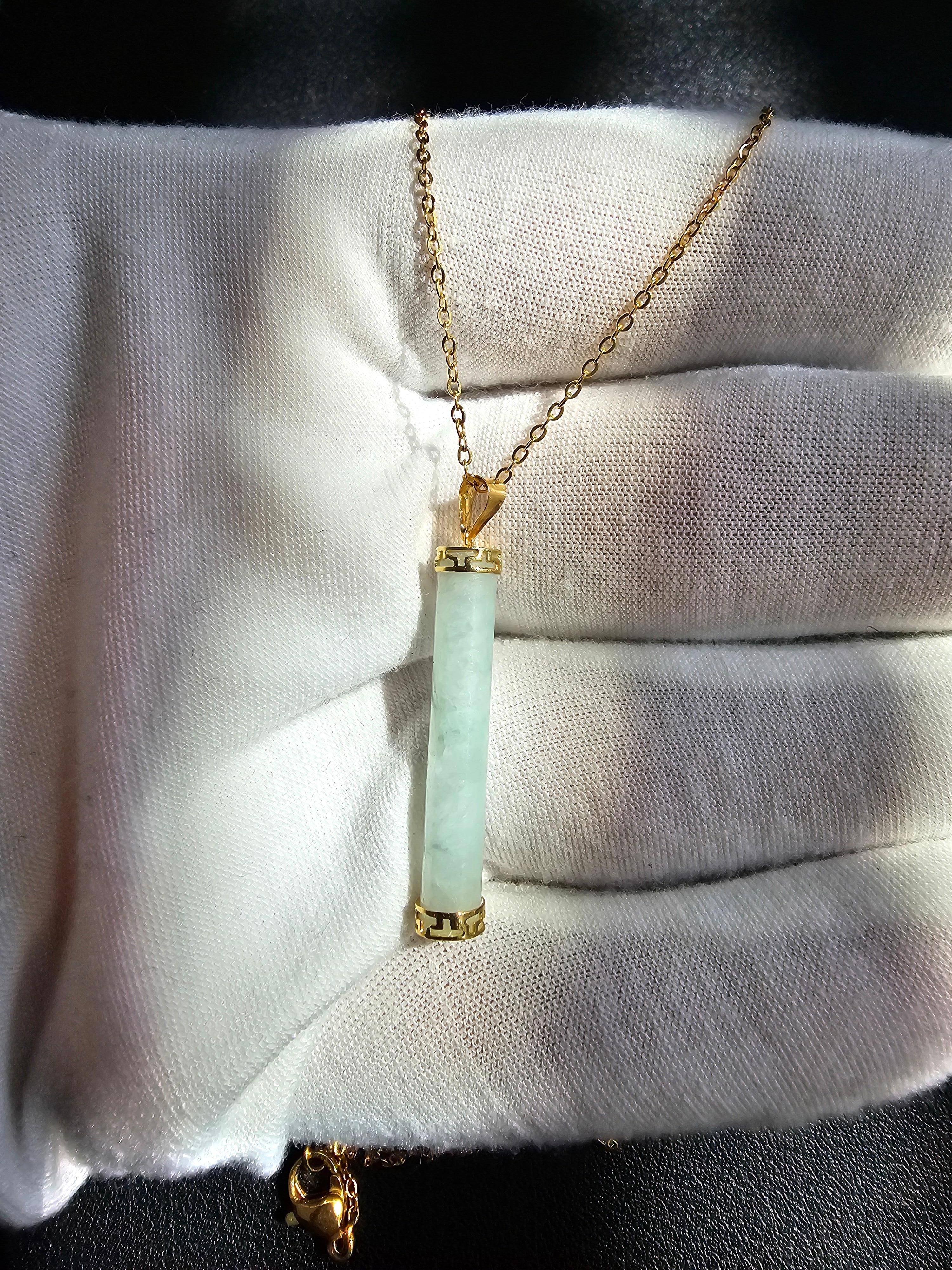 Round Cylindric Pillar Green A-Jade Pendant (With Solid 14K Yellow Gold) For Sale 10