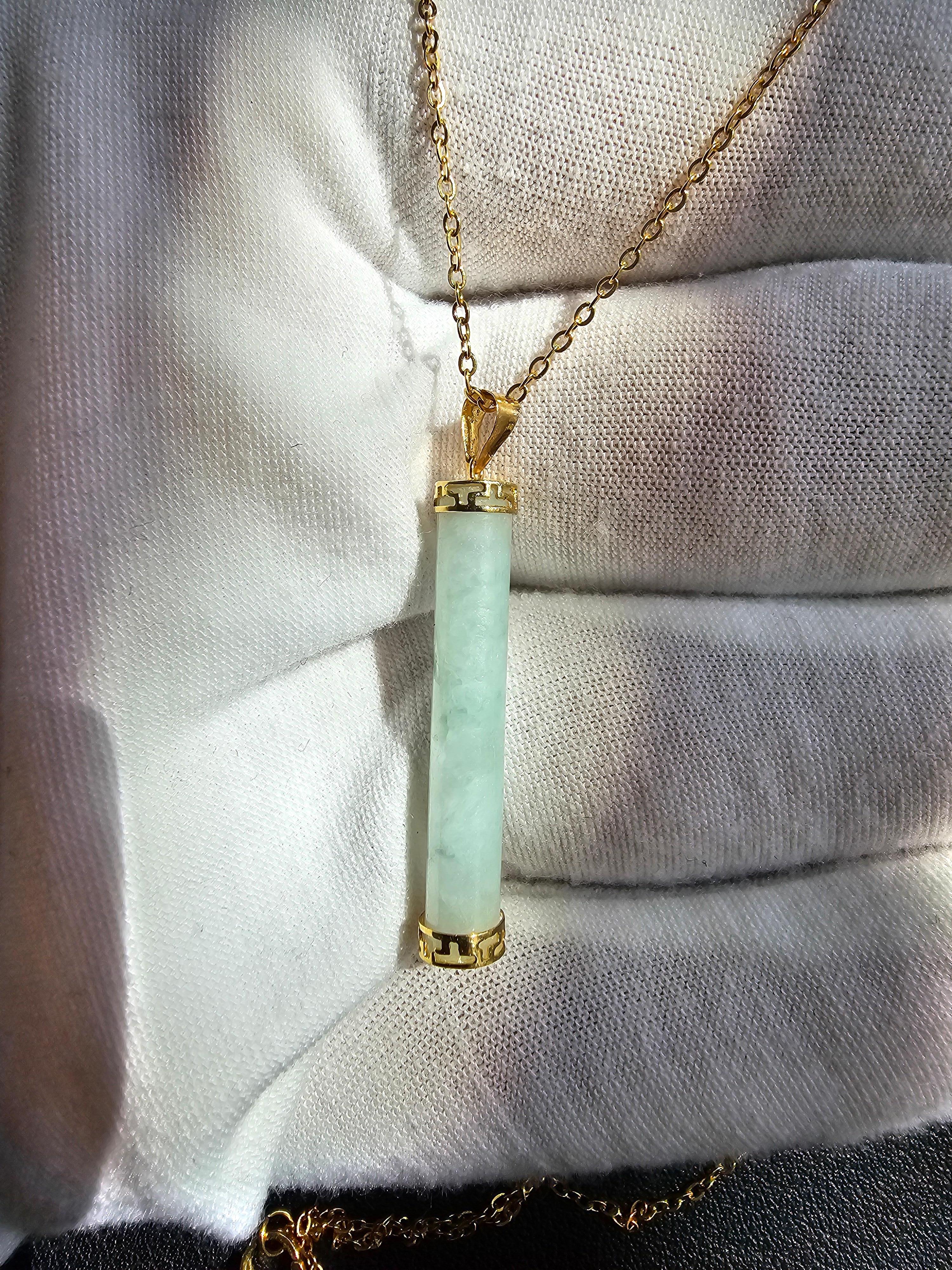 Round Cylindric Pillar Green A-Jade Pendant (With Solid 14K Yellow Gold) For Sale 4