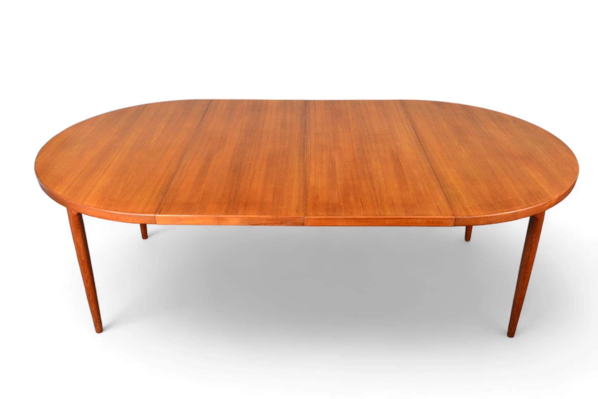 Round Danish 2 Leaf Teak Dining Table By Cj Rosengaarden + Coffee Table For Sale 3