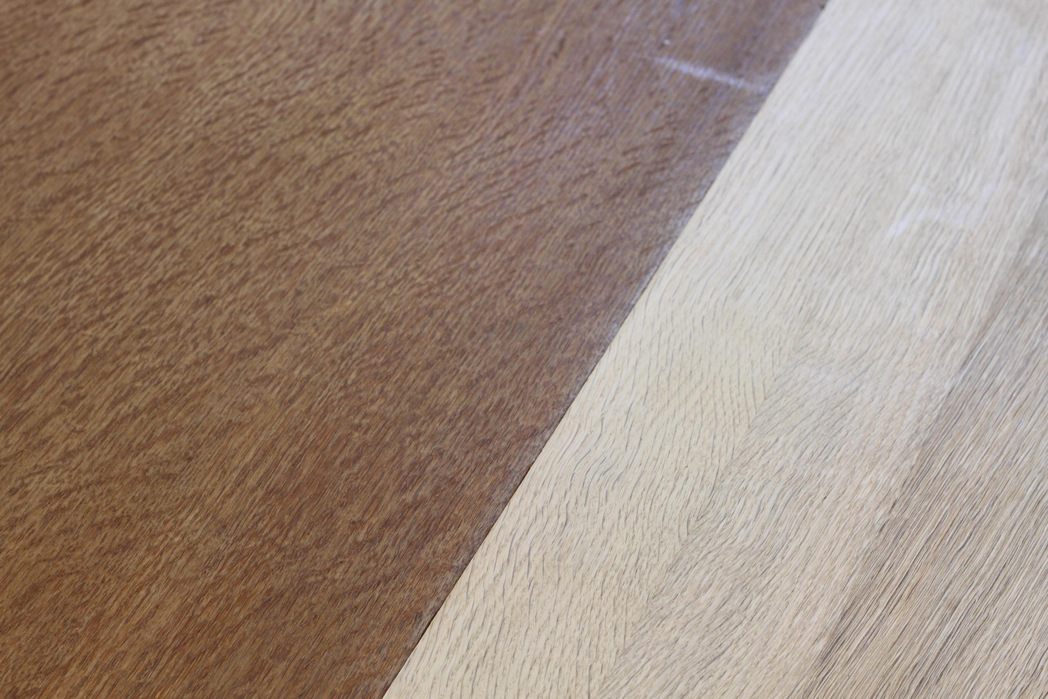 Round Danish Extending Dining Table in Light Oak, Henning Kjærnulf, 1960s For Sale 15