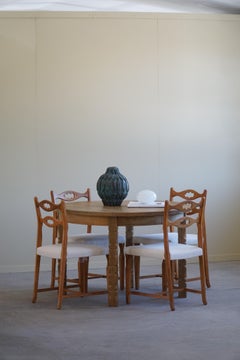Round Danish Midcentury Dining Table in Solid Oak with Two Extensions, 1960s