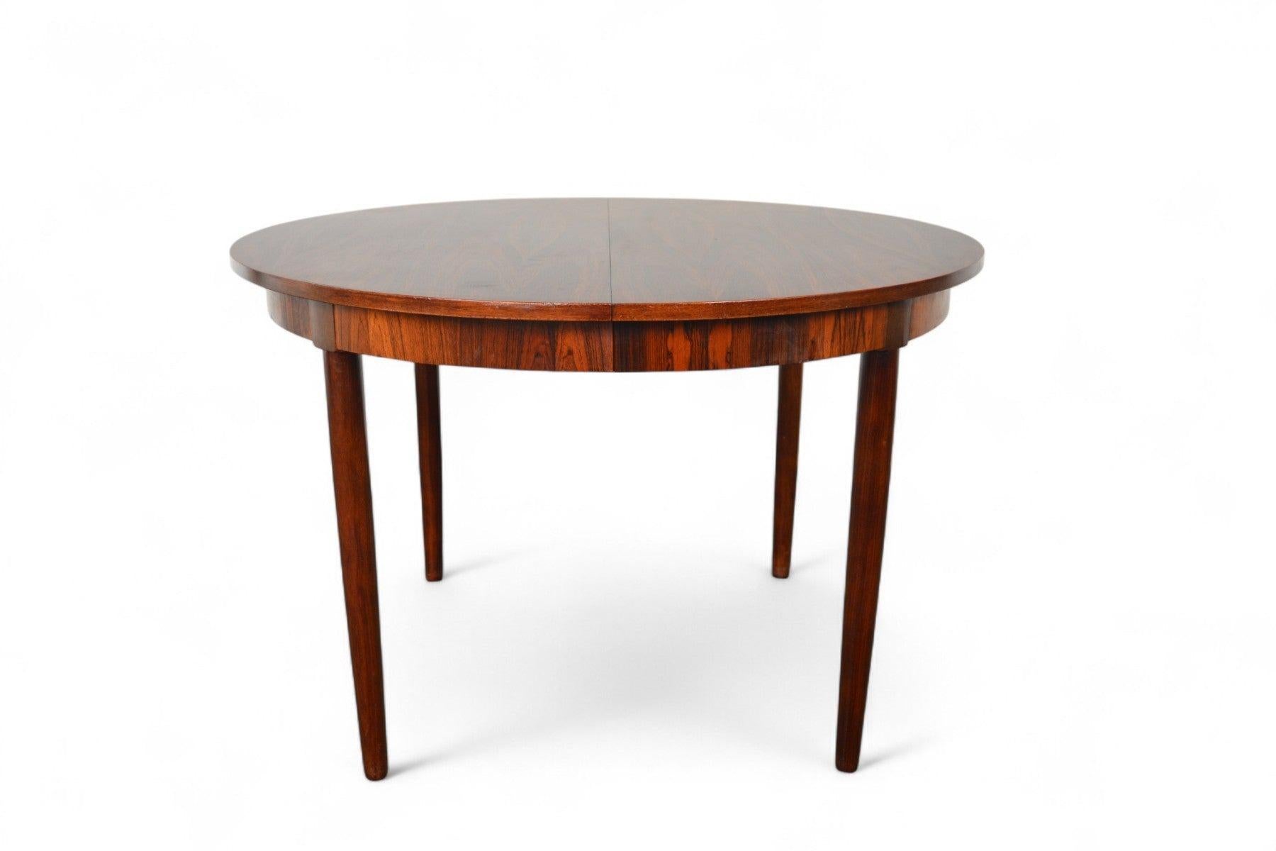 Mid-Century Modern Round Danish Modern Expandable Rosewood Dining Table With One Leaf For Sale