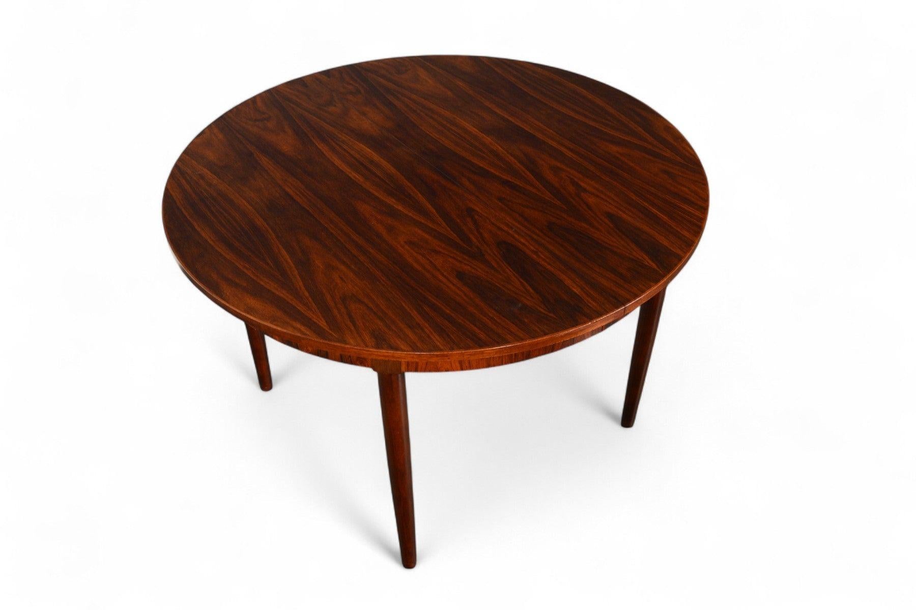 20th Century Round Danish Modern Expandable Rosewood Dining Table With One Leaf For Sale