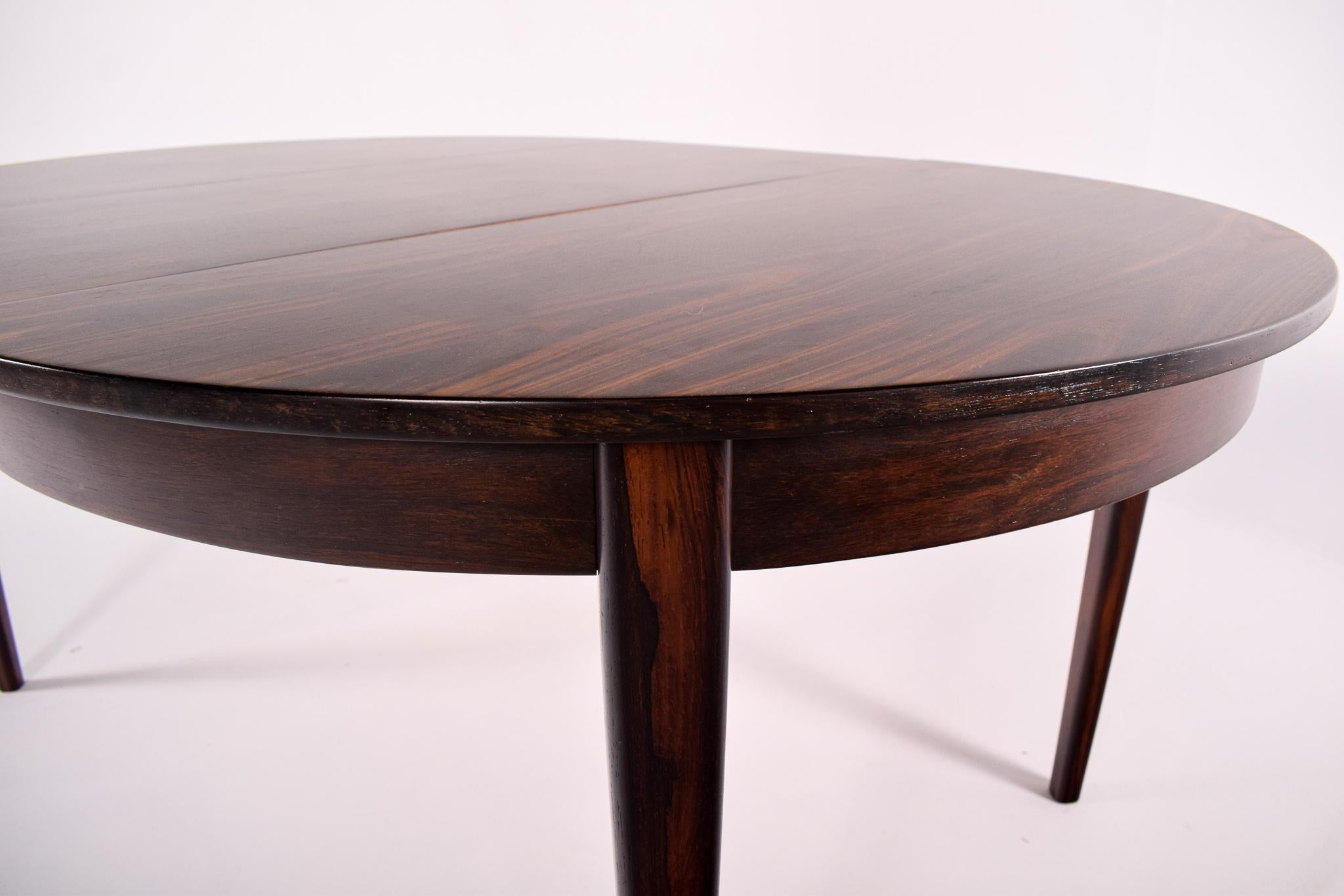 Mid-20th Century Round Danish Rosewood Extendable Dining Table, 1960s