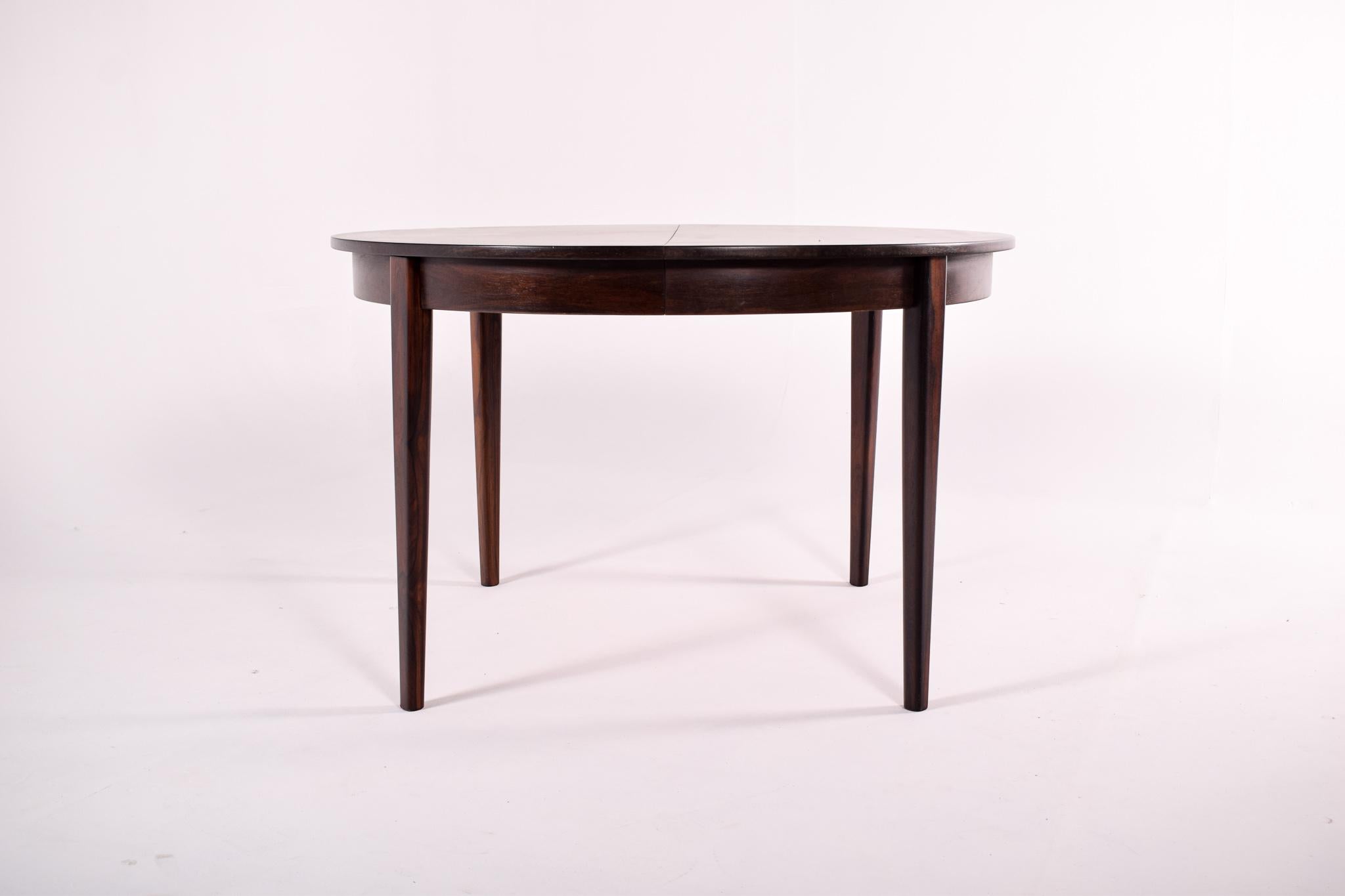 Round Danish Rosewood Extendable Dining Table, 1960s 4