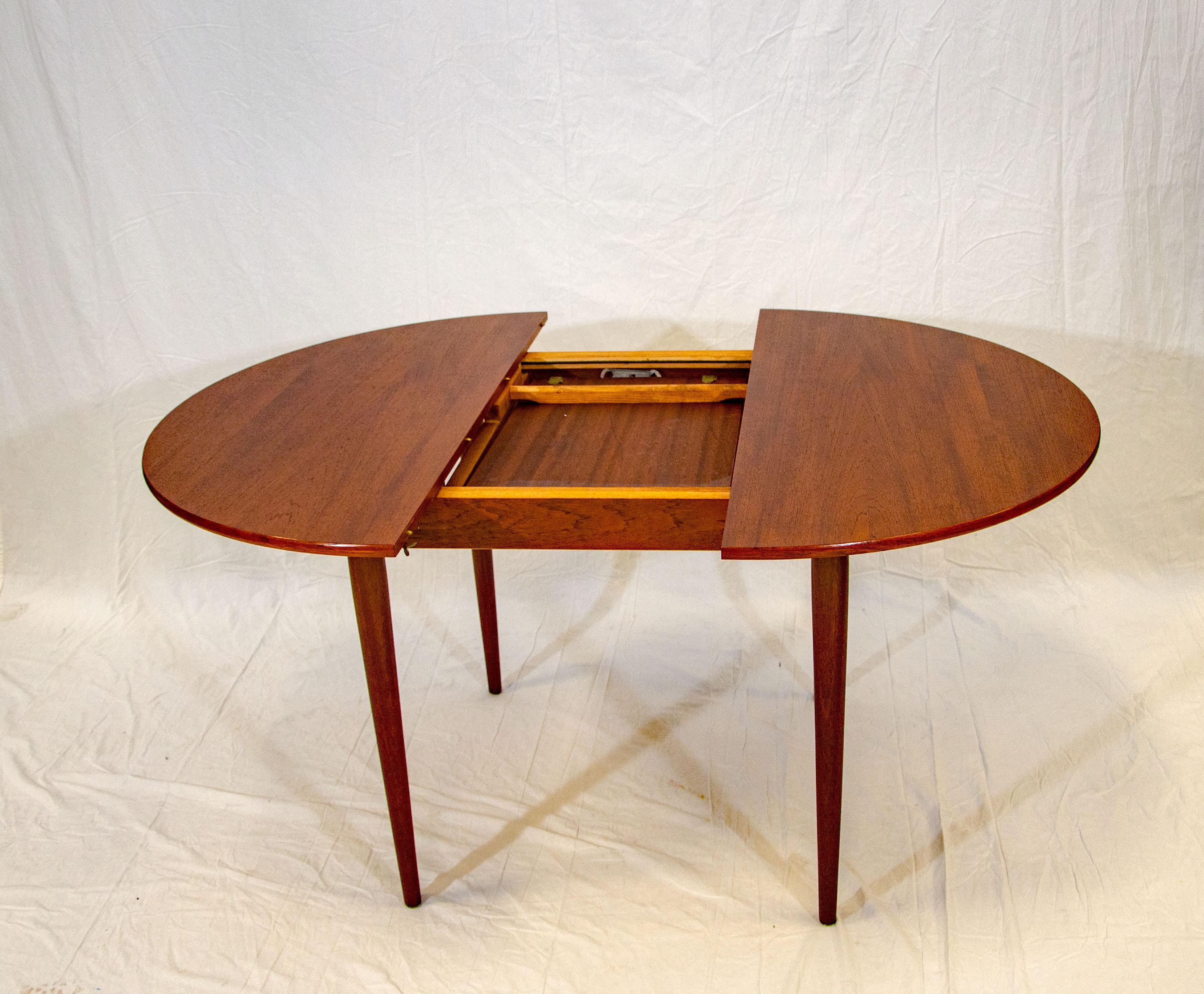 round table with butterfly leaf