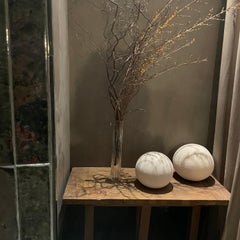 Round decorative bowls in white handmade sculpture made to order
