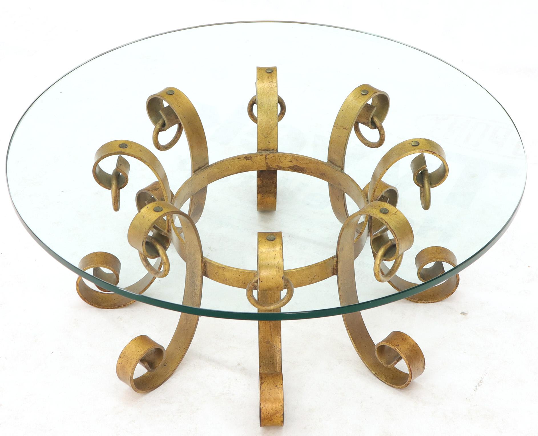 Doré Table basse ronde décorative en fer forgé doré, plateau en verre, soleil éclatant MINT ! en vente