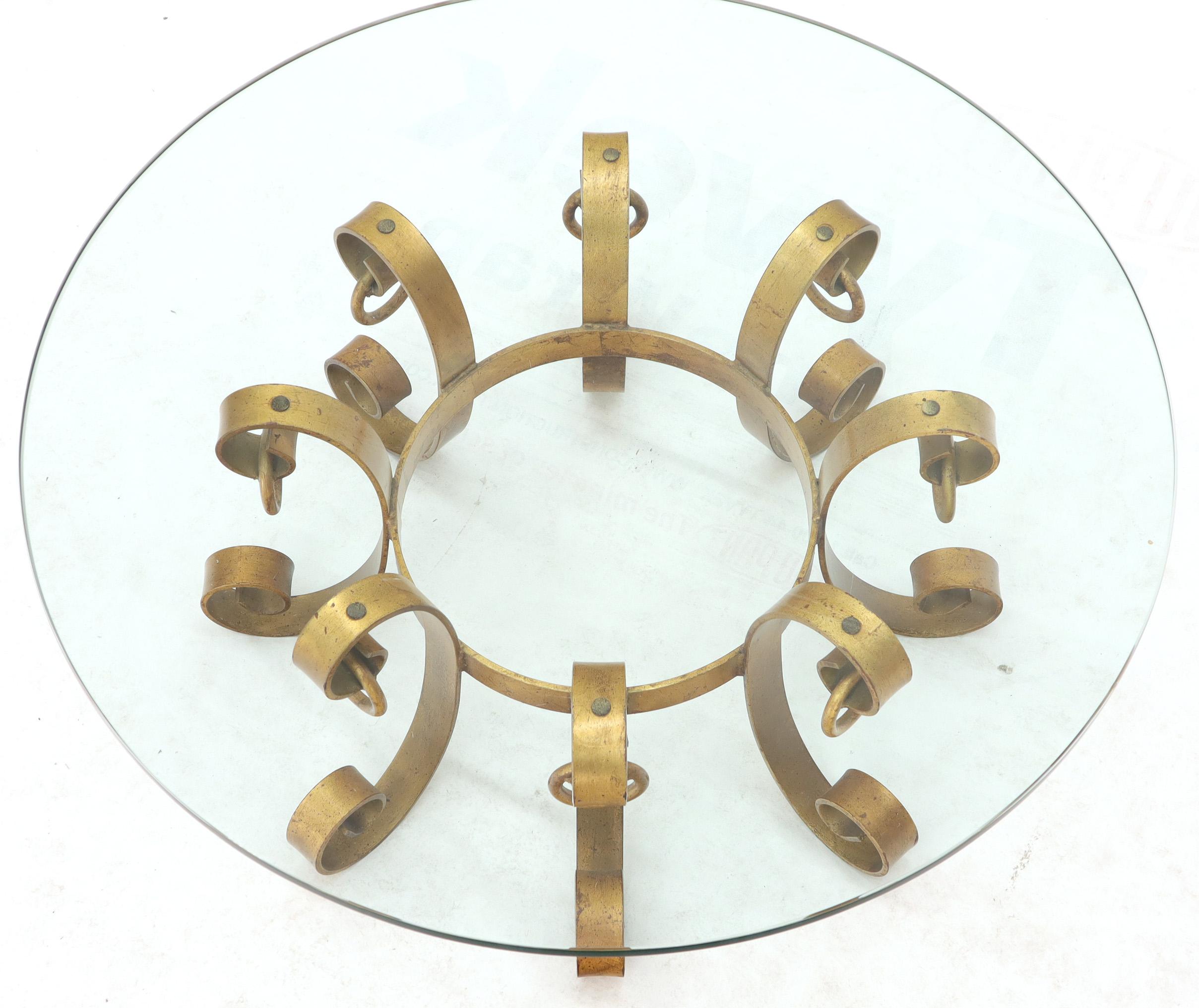 20ième siècle Table basse ronde décorative en fer forgé doré, plateau en verre, soleil éclatant MINT ! en vente