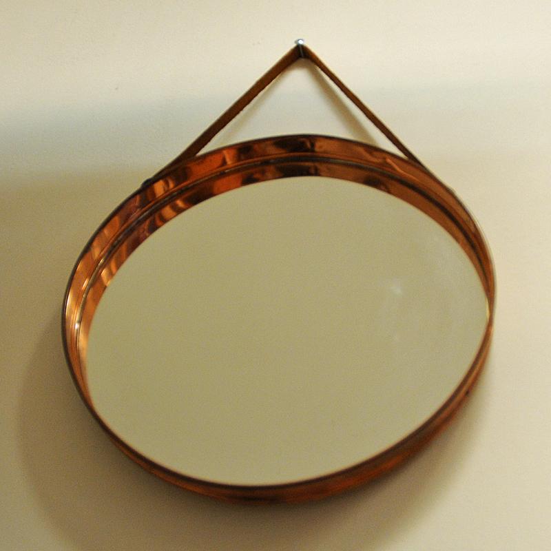 Scandinavian Modern Round Decorative Mirror with Copper Frame 38 CmD - Scandinavian