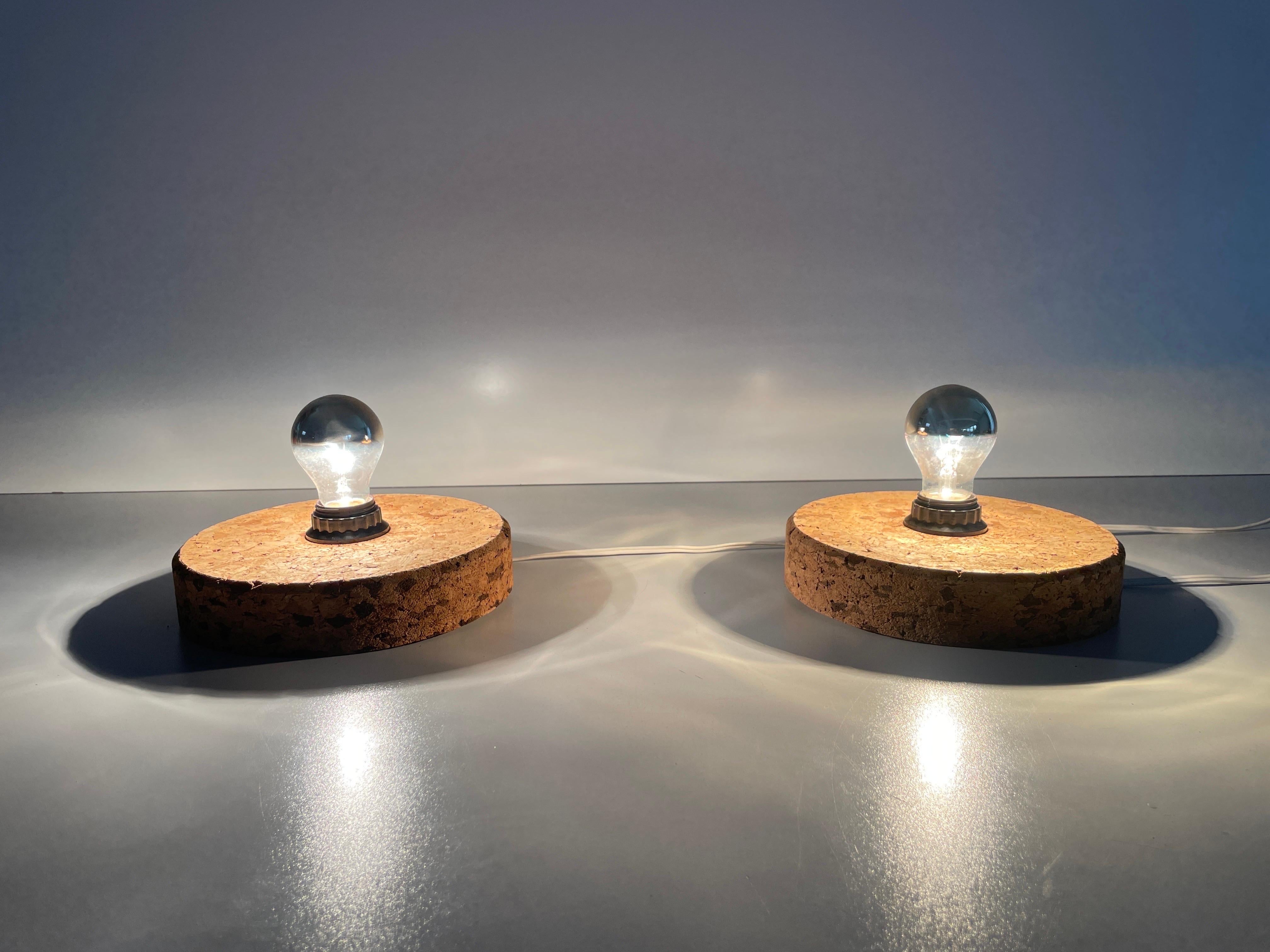 Coppia di lampade di design rotonde in sughero, anni '70, Germania in vendita 7