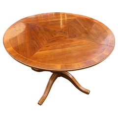 Round Design Italian Table in Walnut of the Twentieth Century in Natural Color