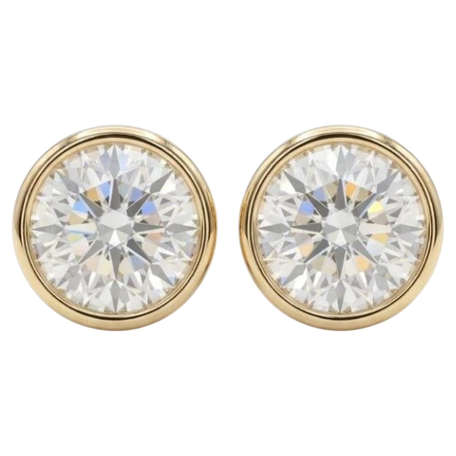 Pendientes de botón con diamante redondo de 6,00 ct y oro amarillo de 14K