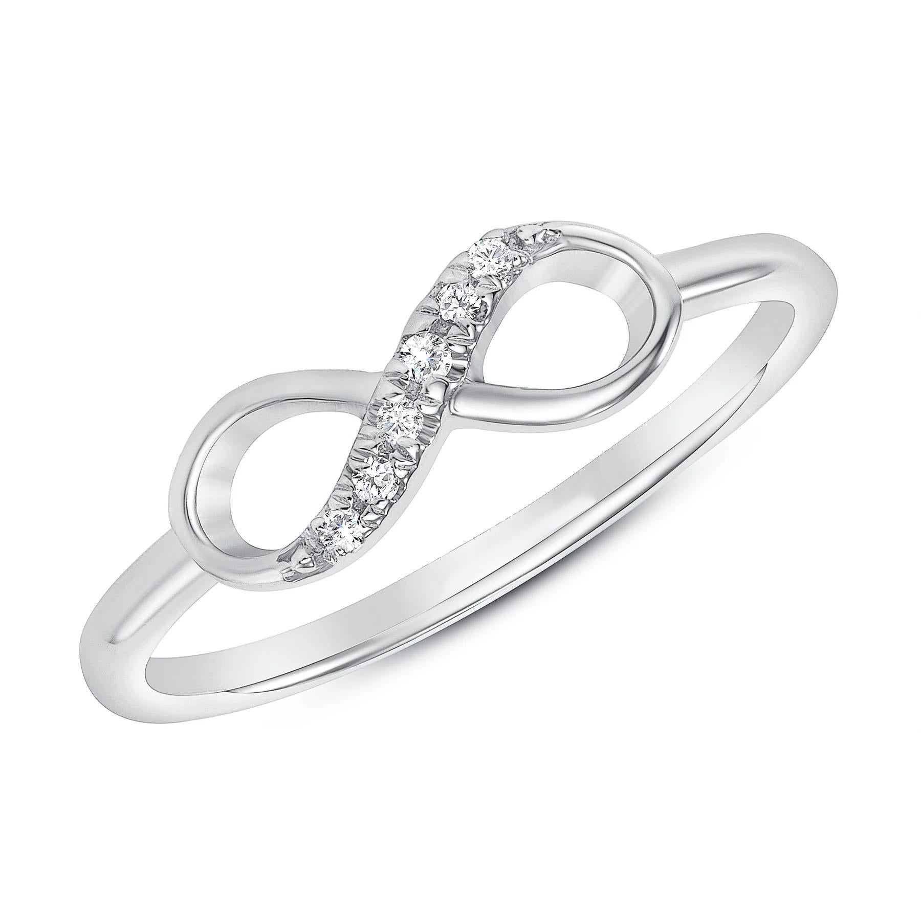 For Sale:  Round Diamond 14K Gold Infinity Pave Set Fashion Ring 3