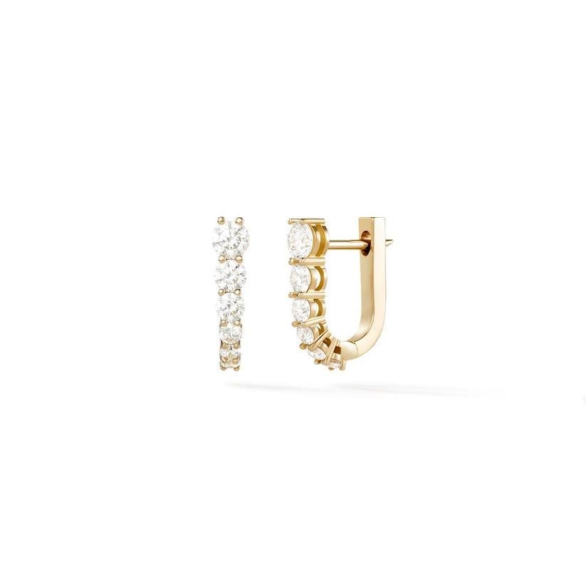 Moderno Orecchini a cerchio mini in oro giallo 14K con diamante rotondo in vendita