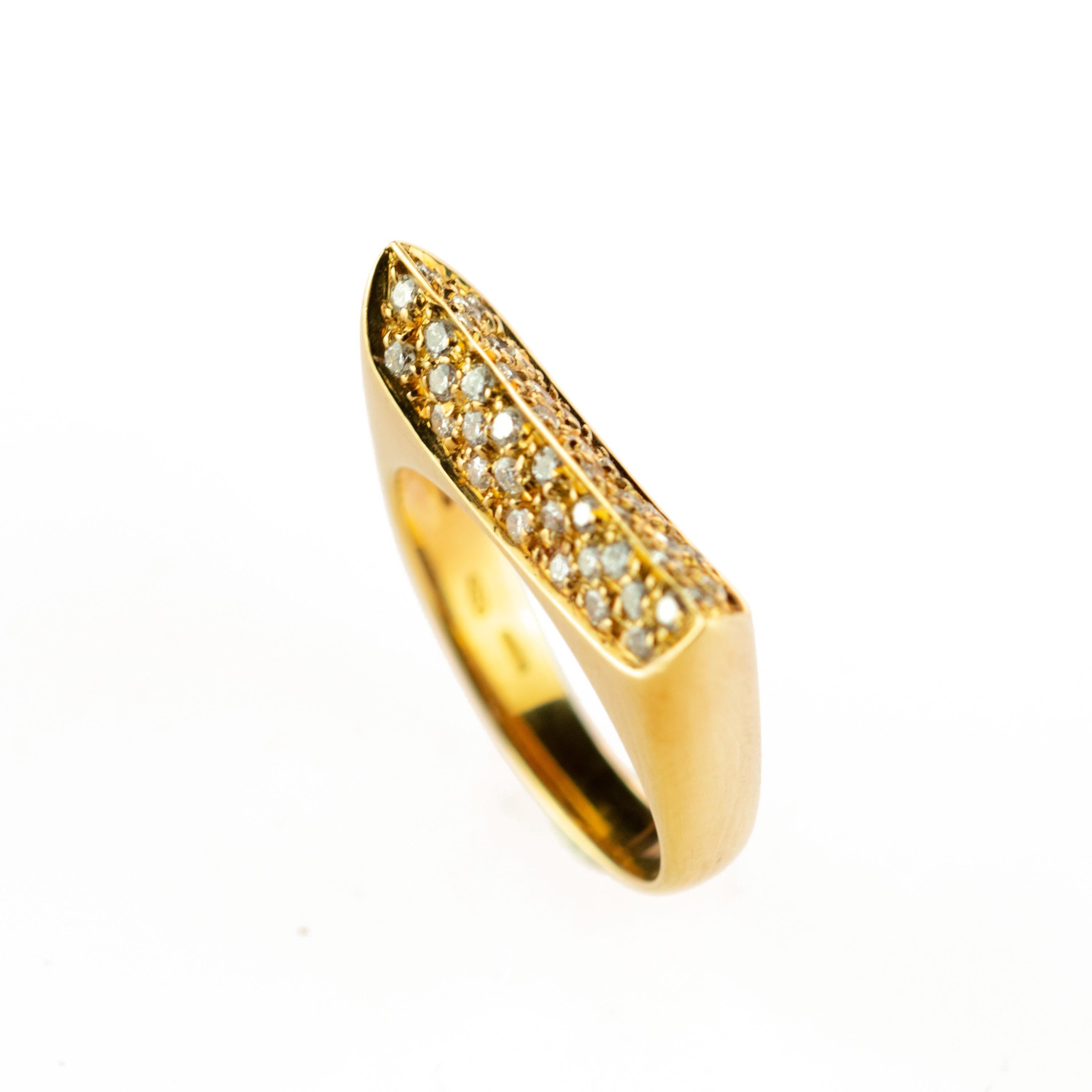 Round Diamond 18 Karat Yellow Gold Semi Square Band Handmade Deco Cocktail Ring For Sale 2