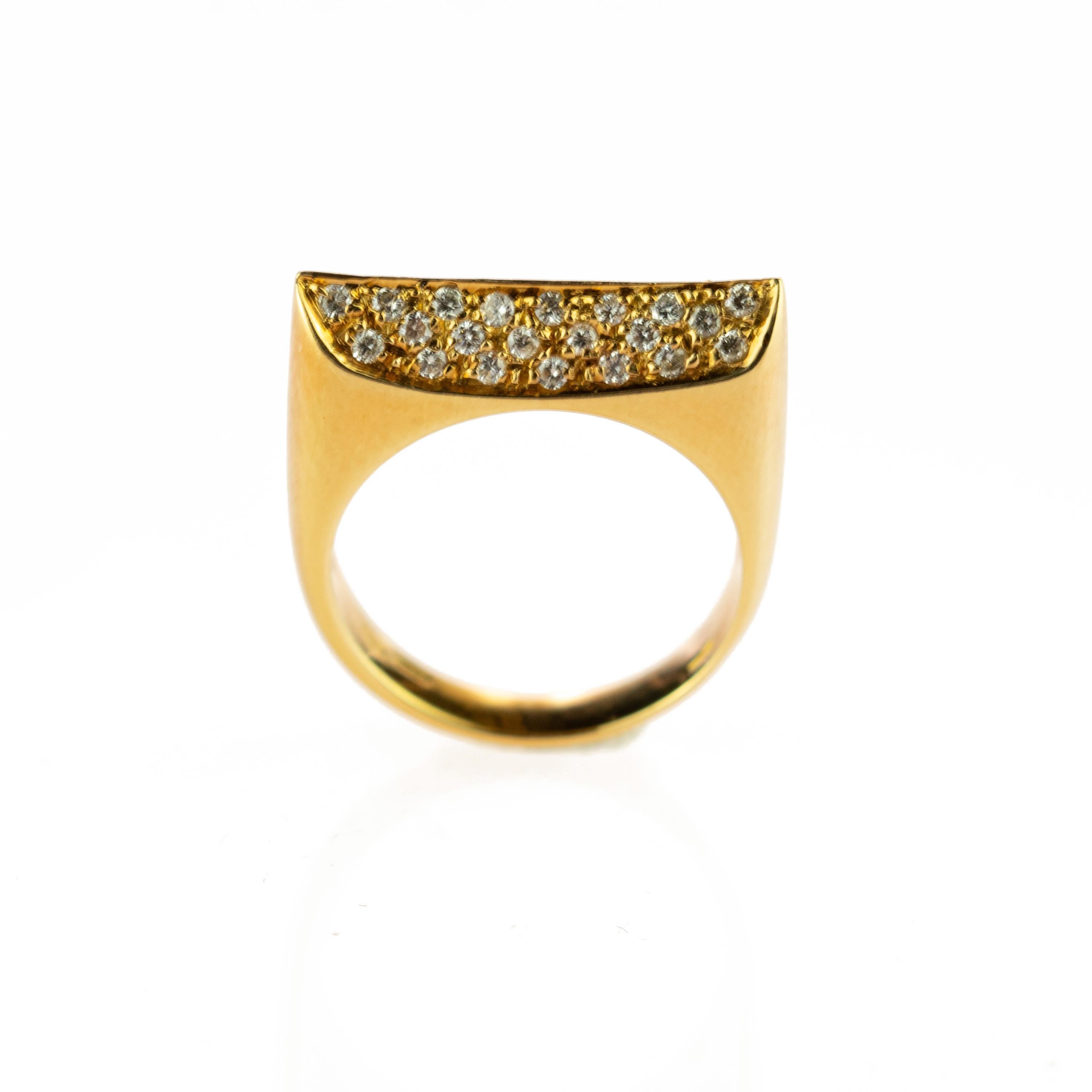 Round Diamond 18 Karat Yellow Gold Semi Square Band Handmade Deco Cocktail Ring For Sale 3