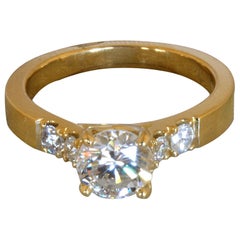 Round Diamond 18 Karat Yellow Ring 1.00 Carat Center with Side Diamonds