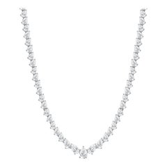 Round Diamond 18K Gold Pear Shaped Necklace