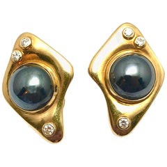 Round Diamond and Cabochon Hematite Free-Form Yellow Gold Clip Earrings