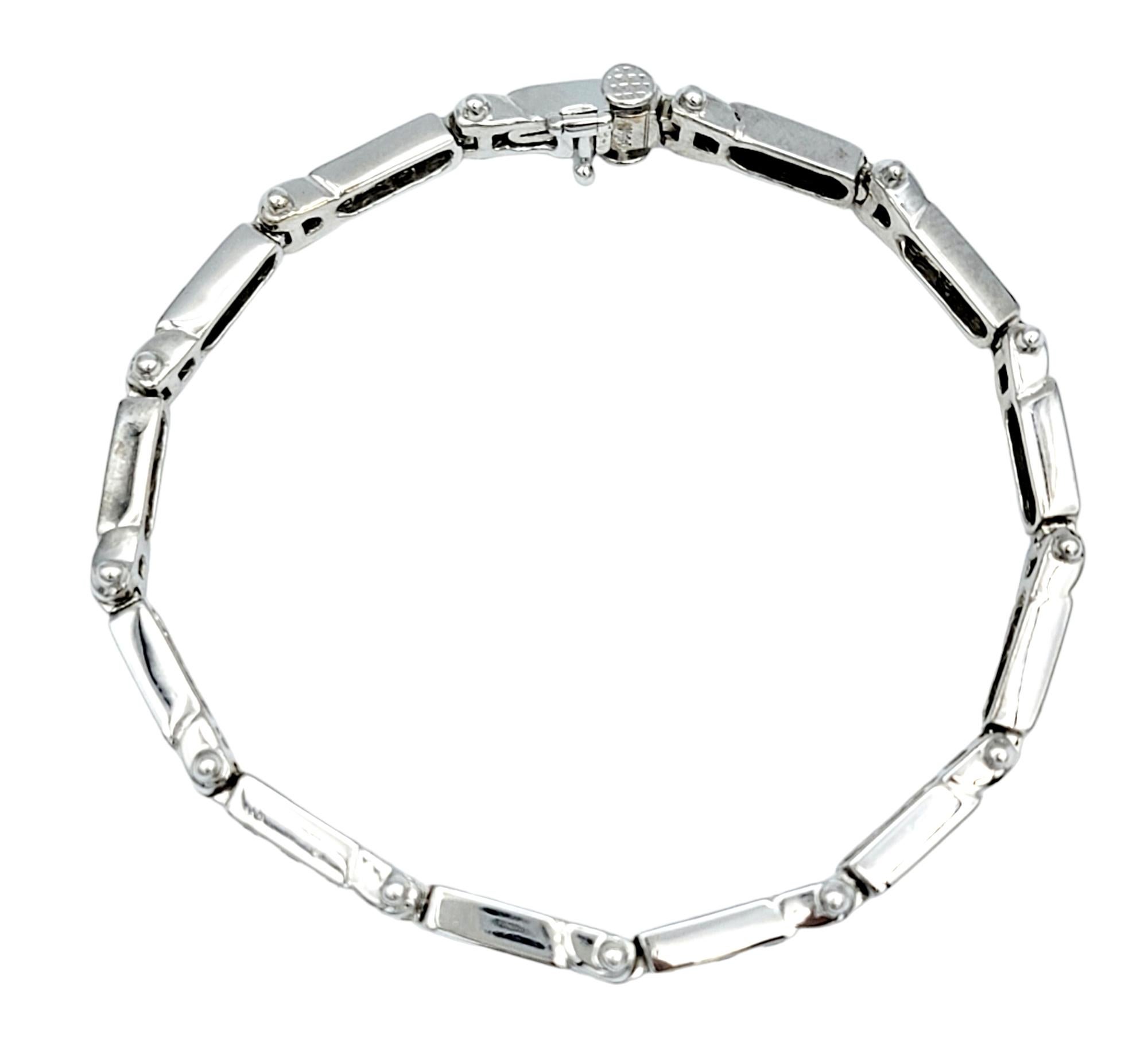 Round Cut Round Diamond and Ridged Link Station Bracelet in 14 Karat White Gold, E-F / VS For Sale