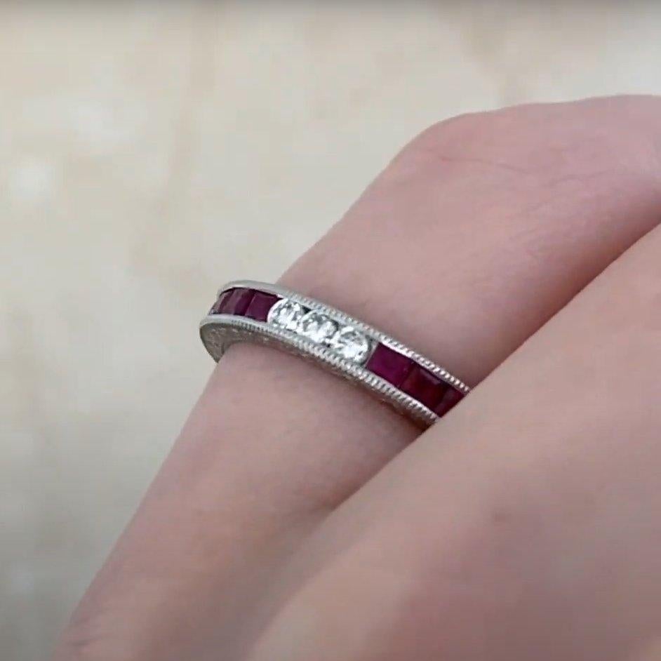 Donna Fascia Eternity con diamante rotondo (circa 0,50 carati) e rubino (circa 0,90 carati) in vendita