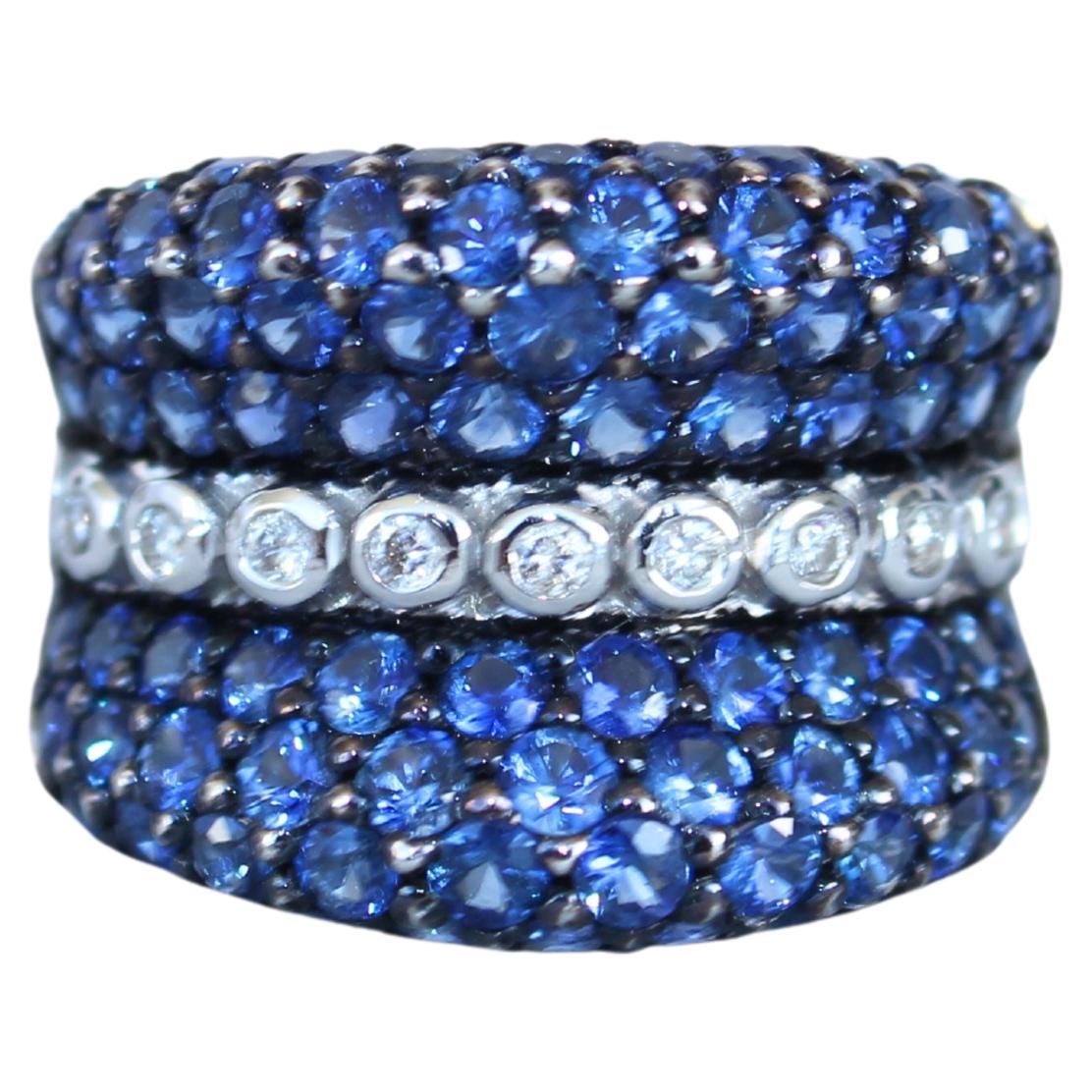 Round Diamond Bezel Set Blue Sapphire Pave Set 18 Karat White Gold Unique Ring For Sale