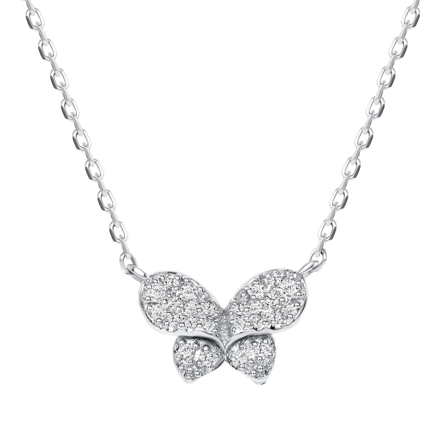 Una collana con ciondolo in oro 14K ispirata alla natura e impreziosita da piccoli diamanti naturali a taglio rotondo con incastonatura a pavé. Un regalo premuroso per Anniversari, Compleanni, Lauree, San Valentino e Feste per una persona che