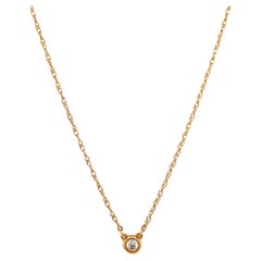 Round diamond classic solitaire pendant necklace 18k yellow gold