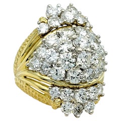 Bague cocktail bombée en or jaune 18 carats avec grappe de diamants ronds, E-F / VS1-VS2