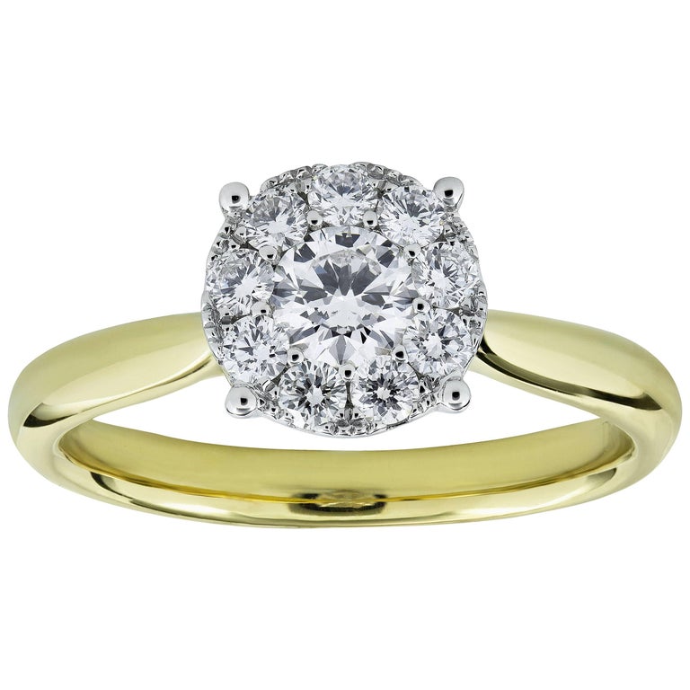 Round Diamond Cluster Engagement Ring in Yellow Gold For Sale at 1stdibs