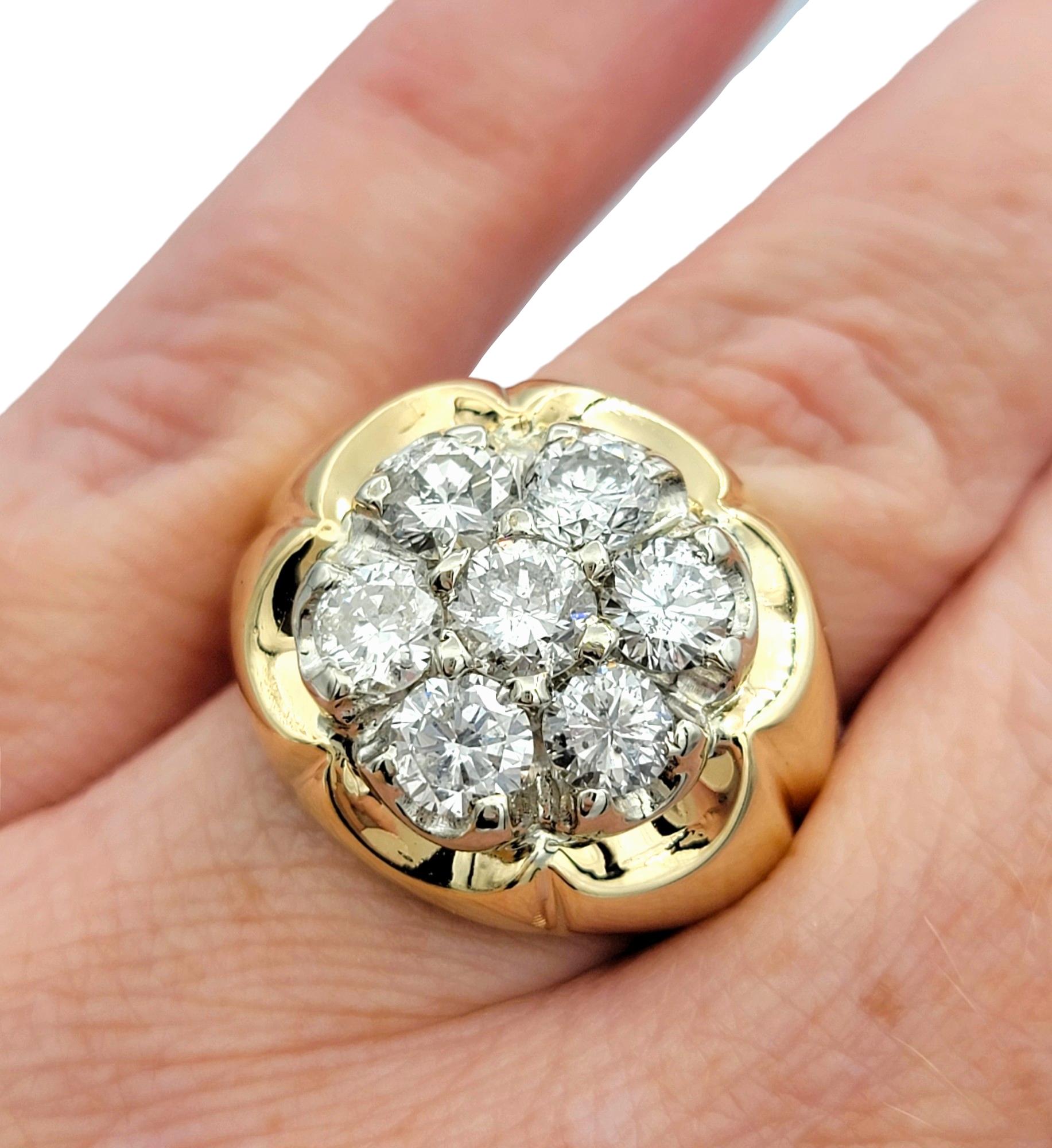 Round Diamond Cluster Flower Motif Men's Ring Set in 14 Karat Yellow Gold  For Sale 2