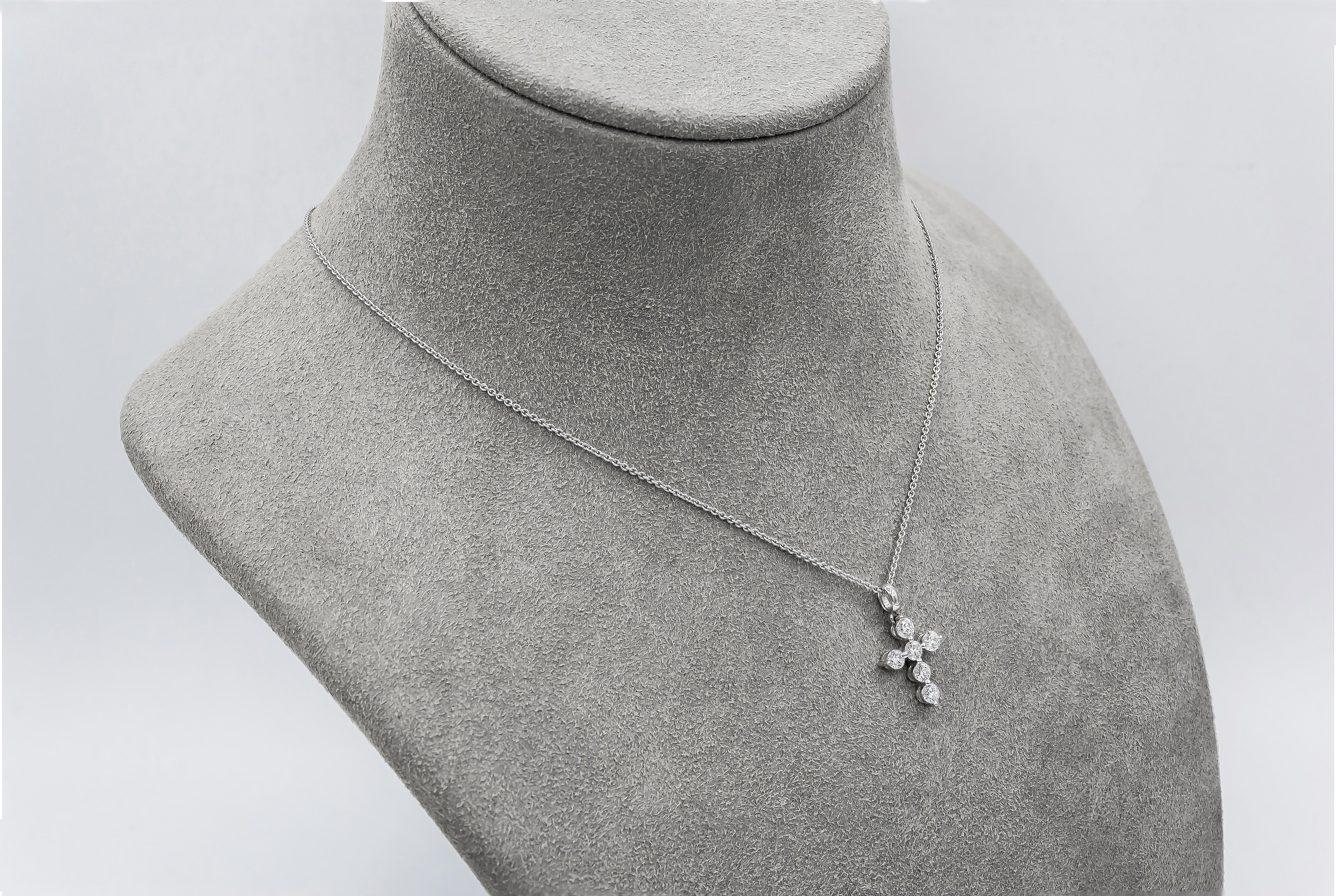 Round Cut Roman Malakov Round Diamond Cross Pendant Necklace