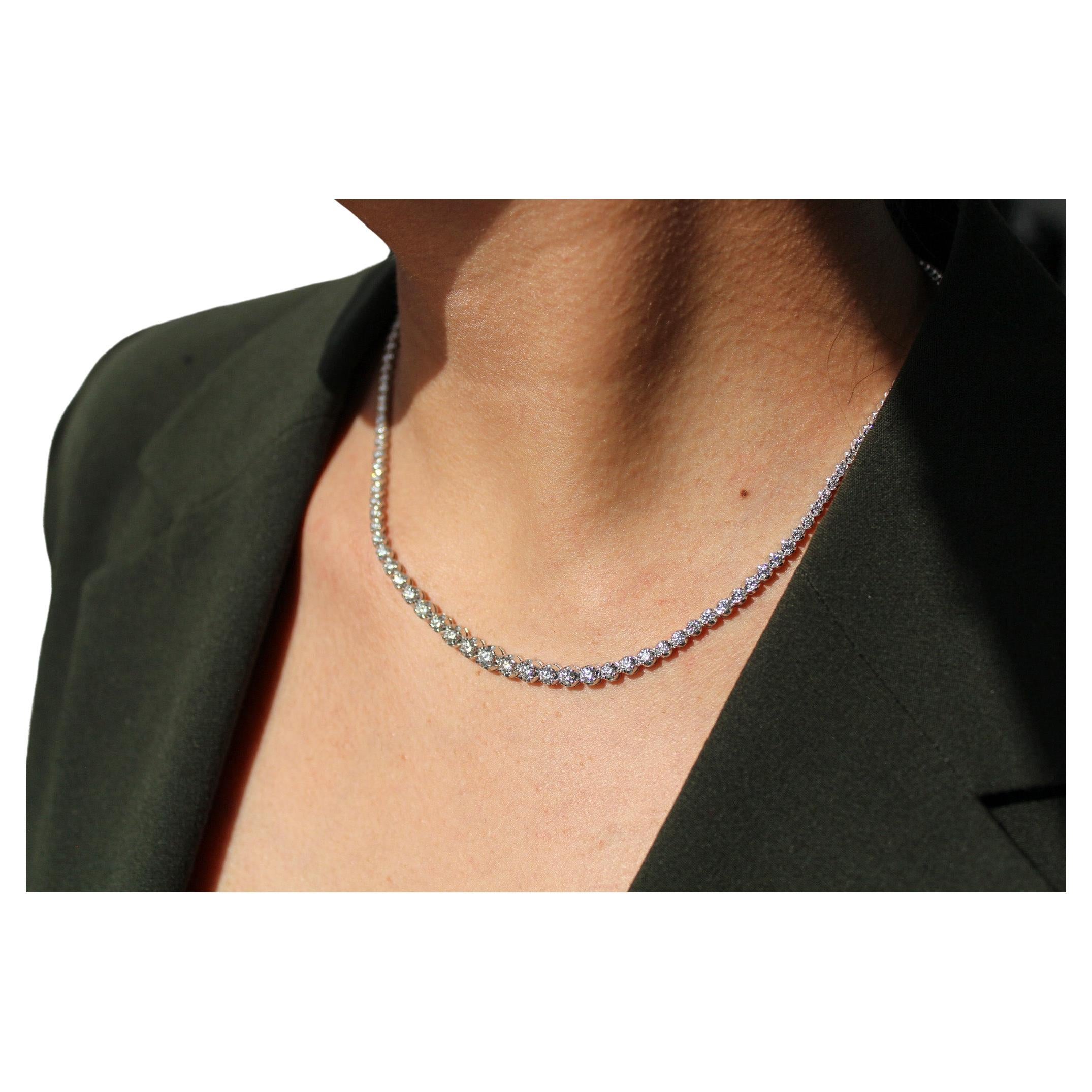 Abgestufte Riviera 14k Gold Mode-Halskette mit rundem Diamantschliff