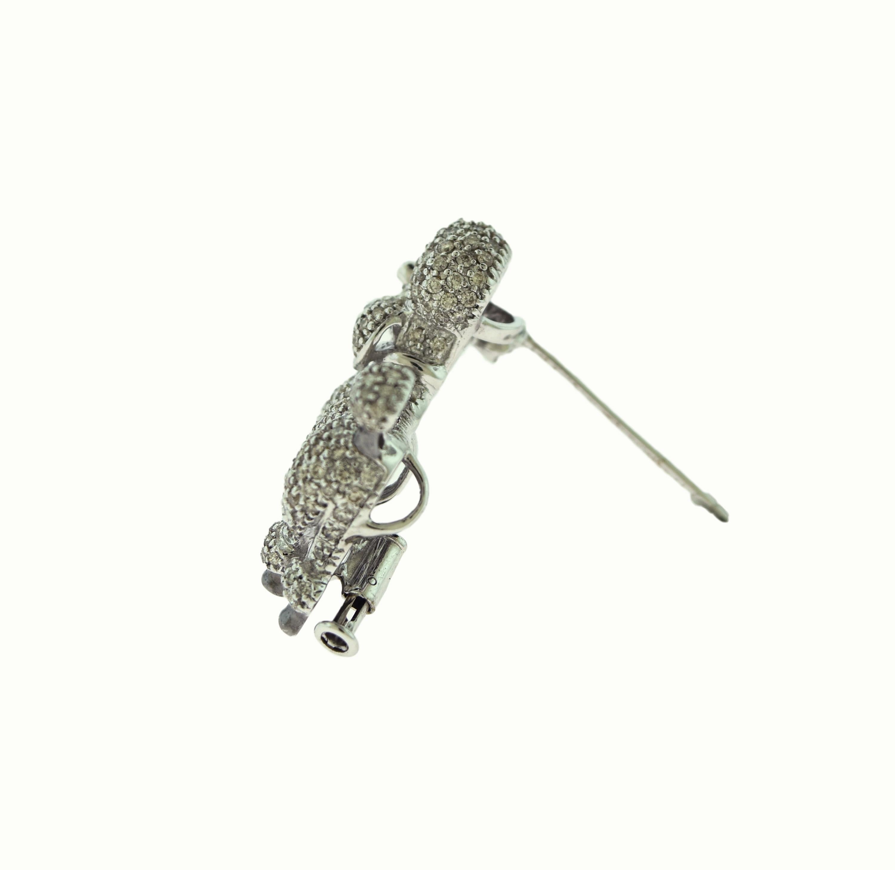 Round Diamond Dog Poodle Brooch, Pin, and Pendant in 18 Karat White Gold In Good Condition In Miami, FL