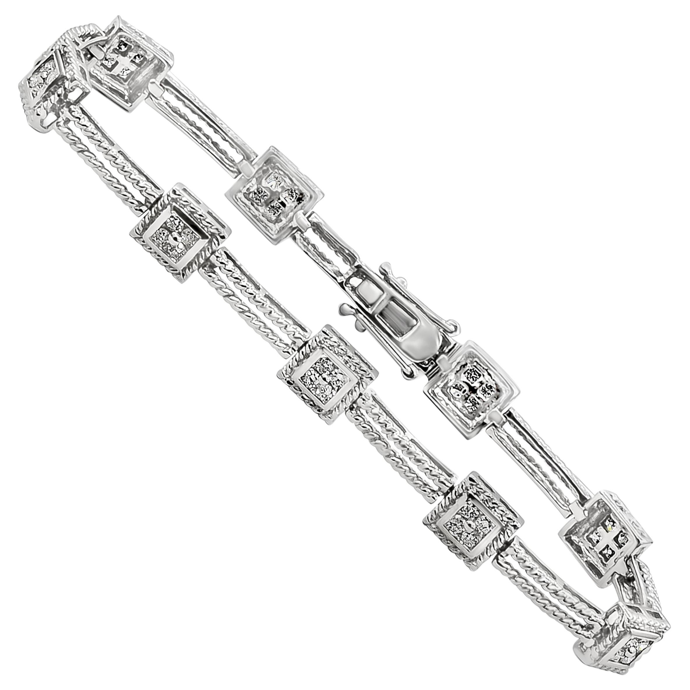 Bracelet à la mode à double rangée de diamants ronds brillants de 0,75 carat au total  en vente