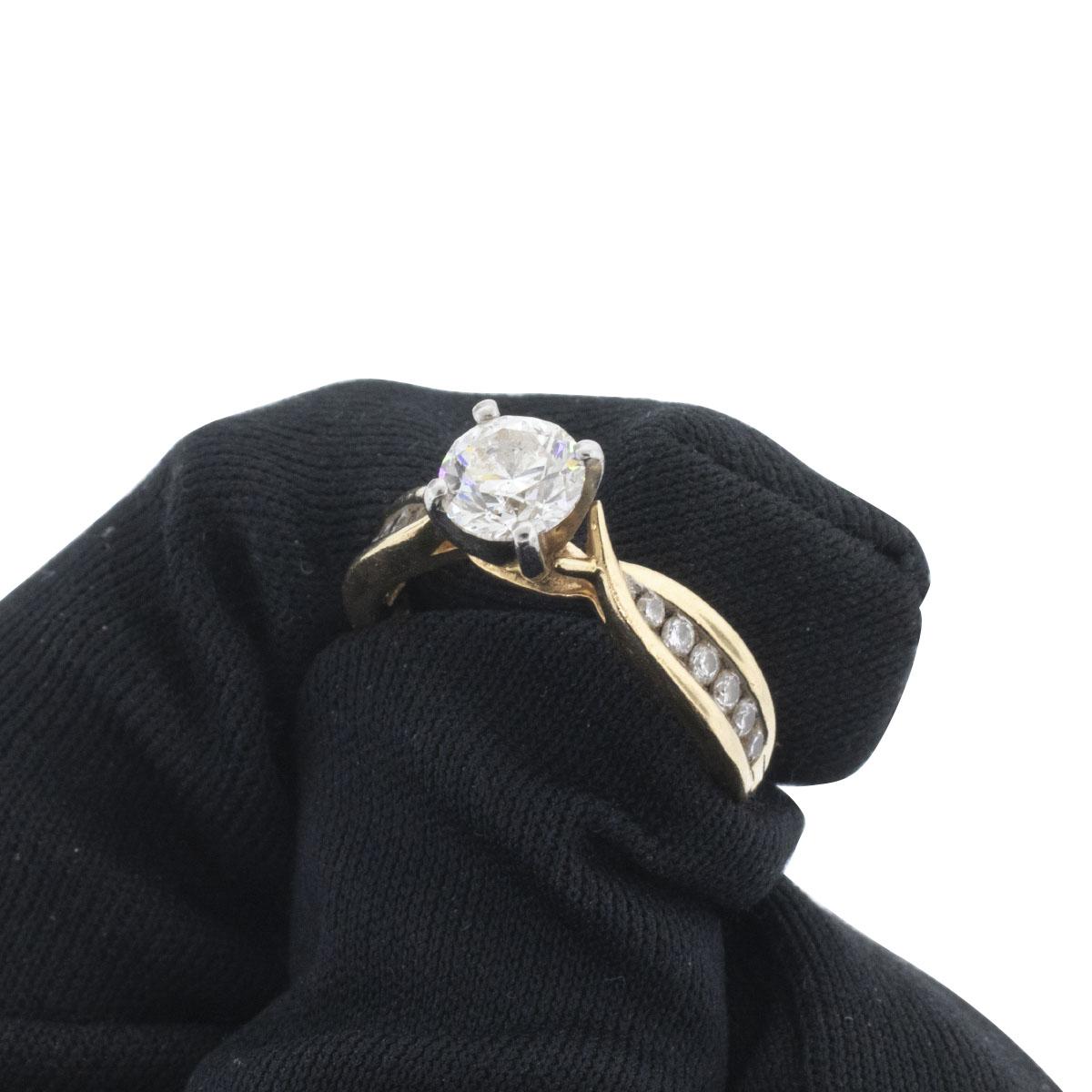 Round Diamond Engagement Ring 14 Karat For Sale 5