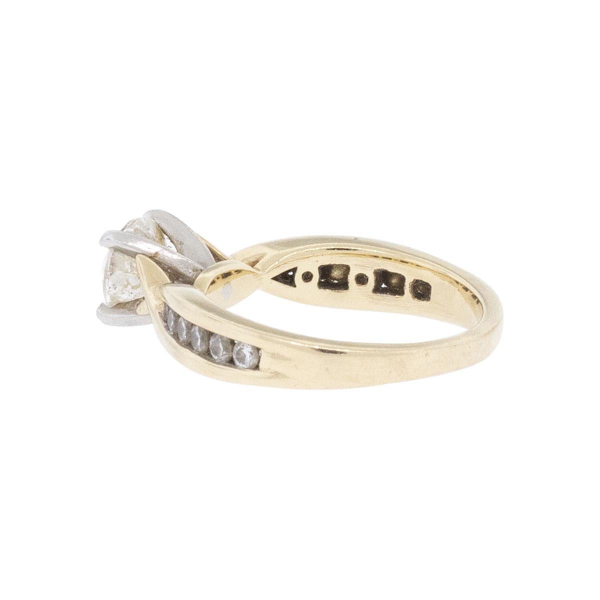 Women's Round Diamond Engagement Ring 14 Karat For Sale