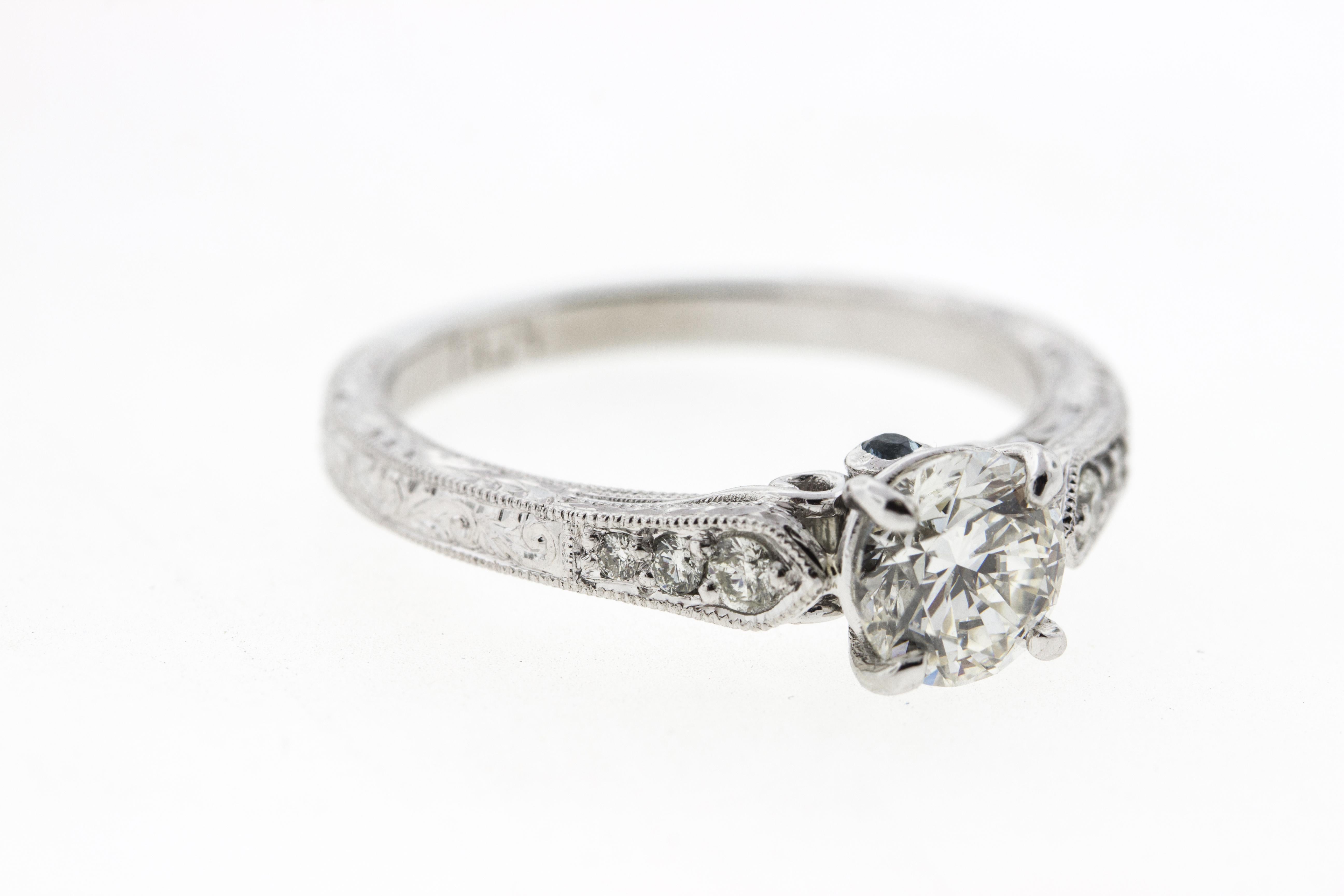 diamond ring with side diamonds