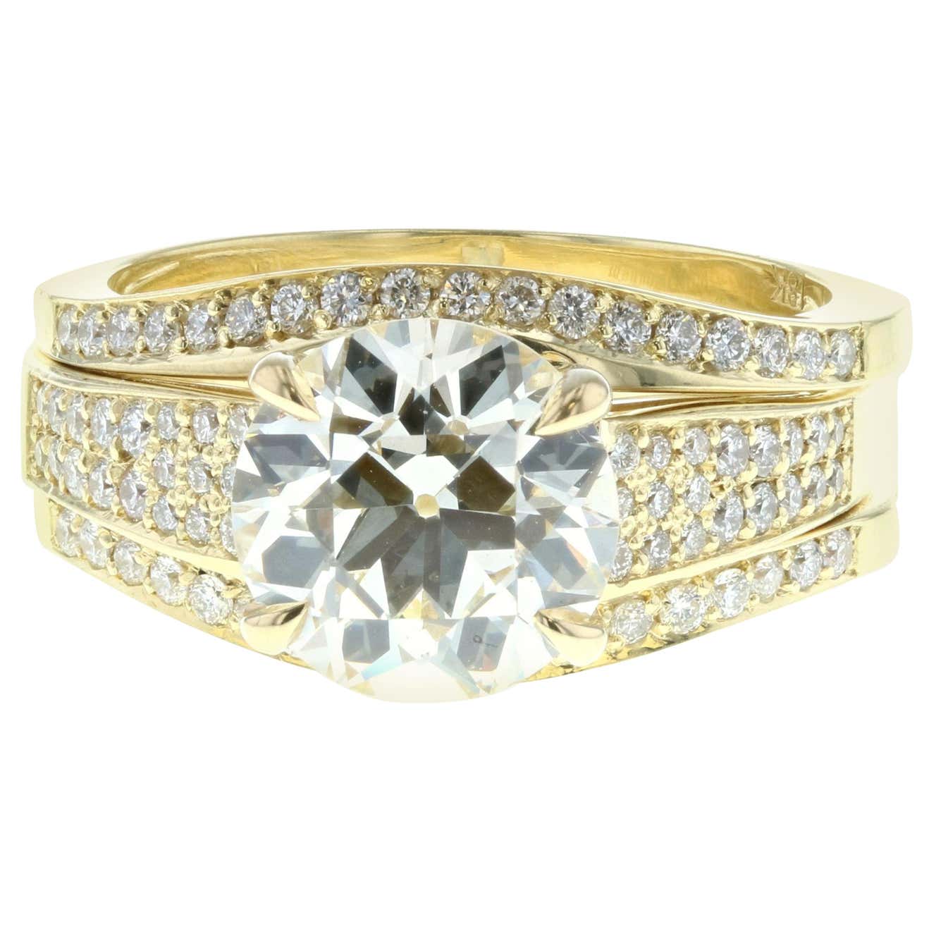 Round Diamond Engagement Ring with Matching Diamond Jacket 'Certified ...