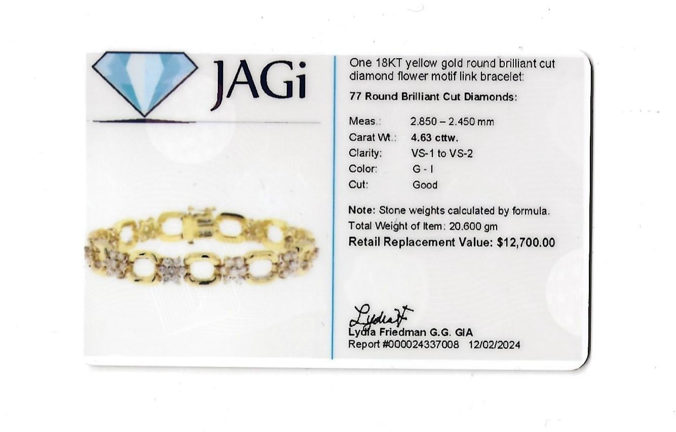 Bracelet à maillons en or jaune 18 carats avec motifs de fleurs en diamants ronds en vente 3