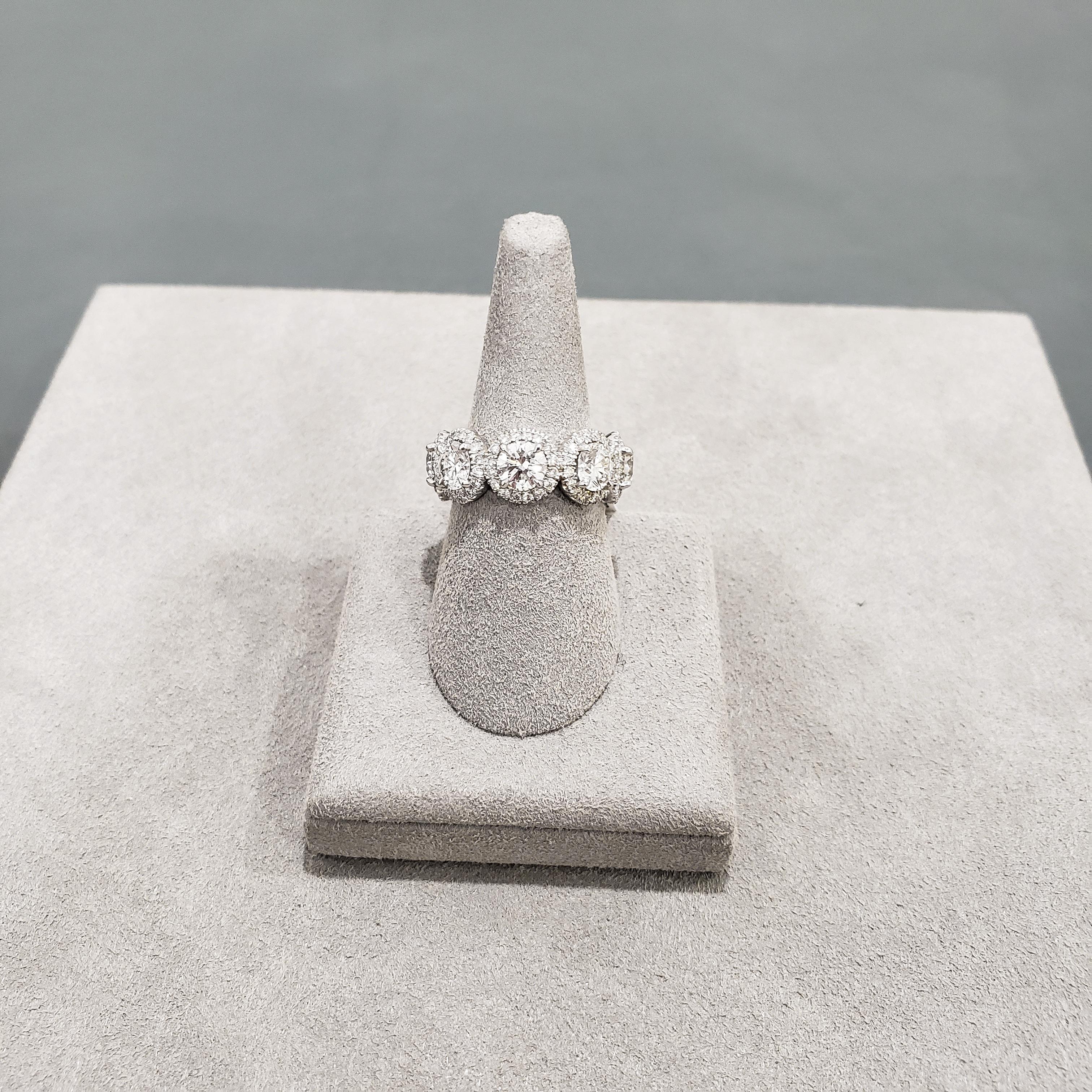 Roman Malakov Eternity-Ehering mit 4,62 Karat Diamant-Halo im Rundschliff (Zeitgenössisch) im Angebot