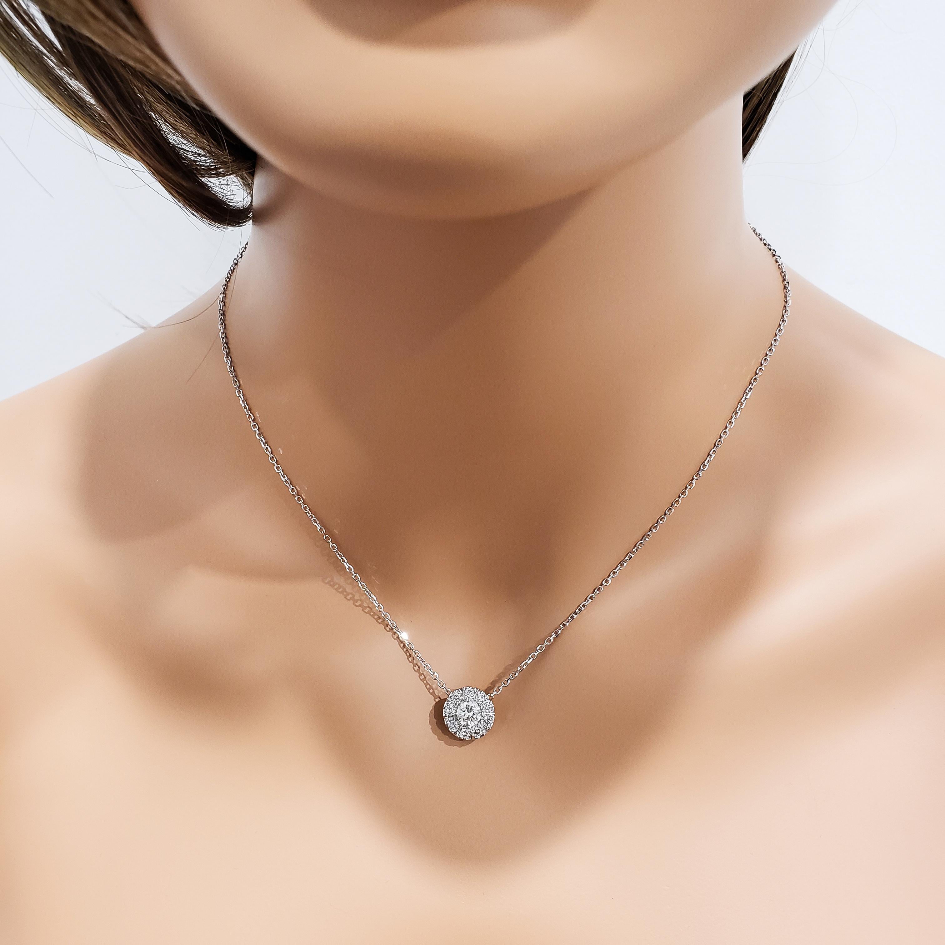 Roman Malakov 0.80 Carats Total Brilliant Round Diamond Halo Pendant Necklace In New Condition In New York, NY