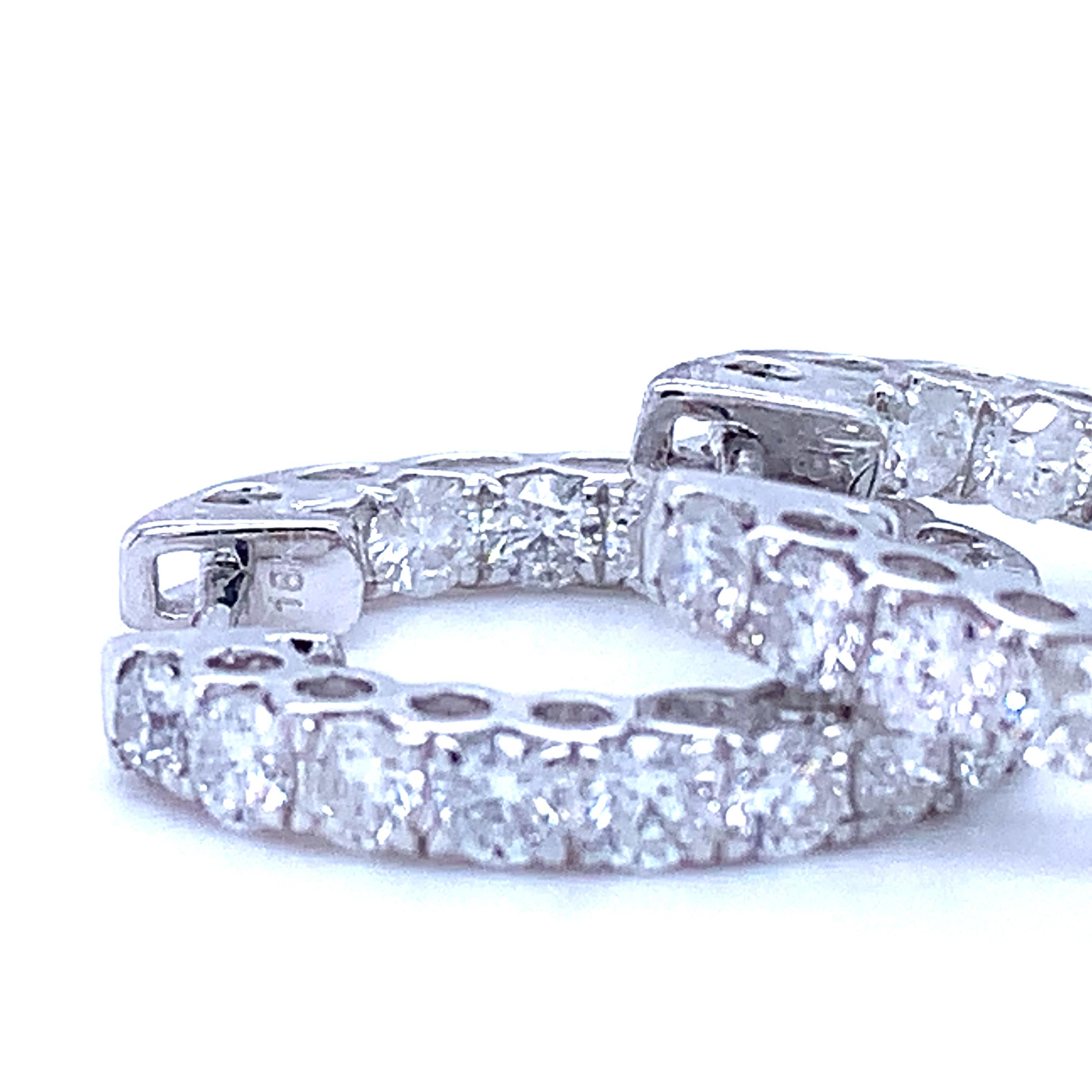 da uomo o donna Orecchini a cerchio con diamante rotondo in oro bianco 18 carati in vendita
