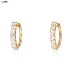 Pendientes de aro de oro de 14 quilates con diamante redondo Huggie
